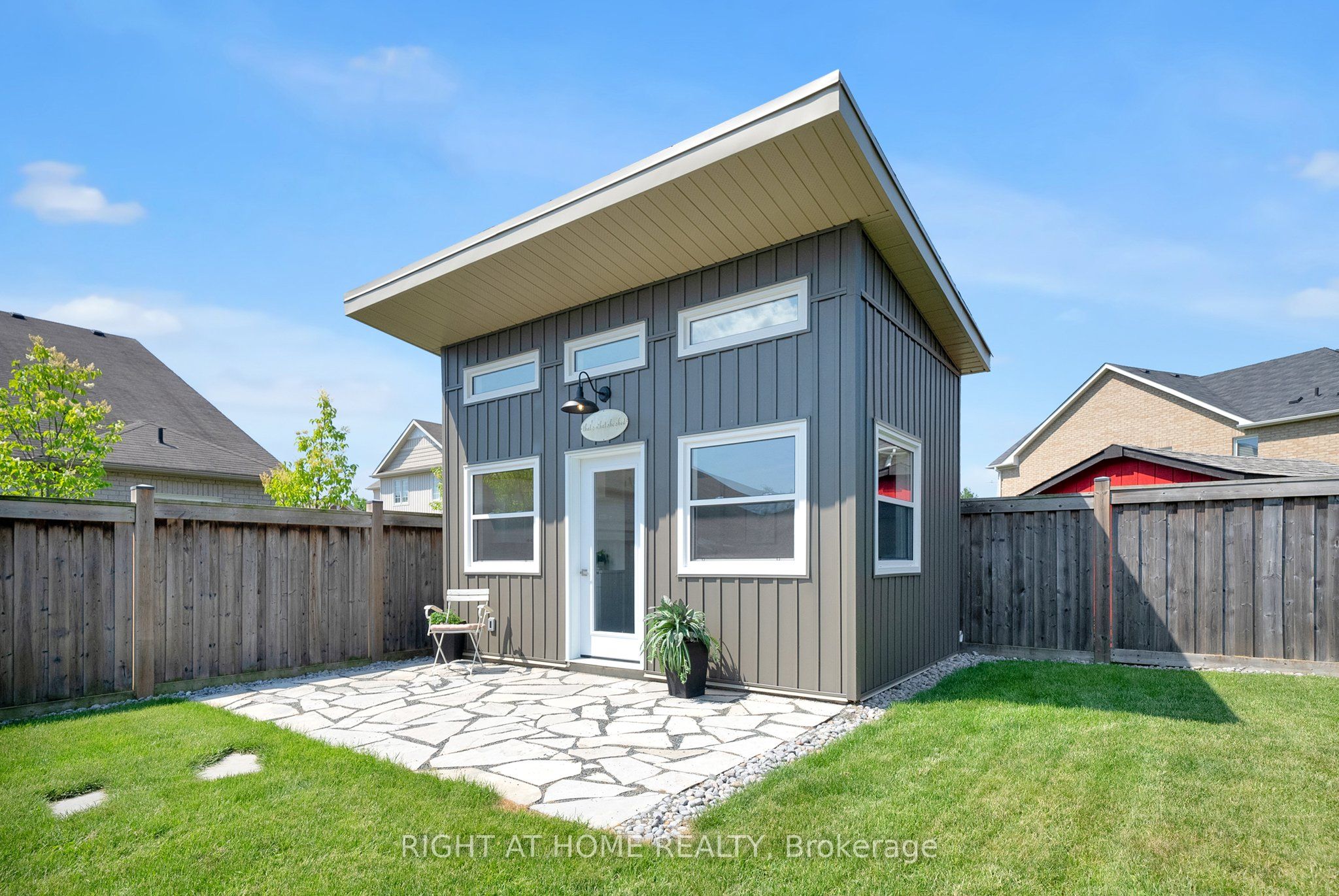 6 Vetzal Court Property Photo 37