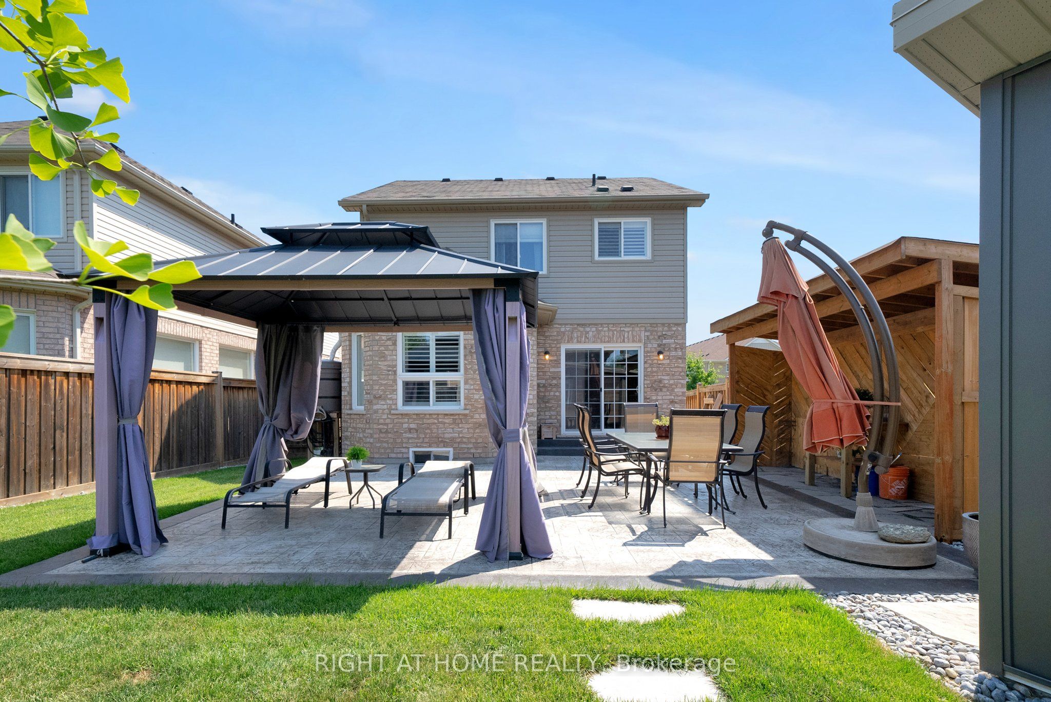 6 Vetzal Court Property Photo 38