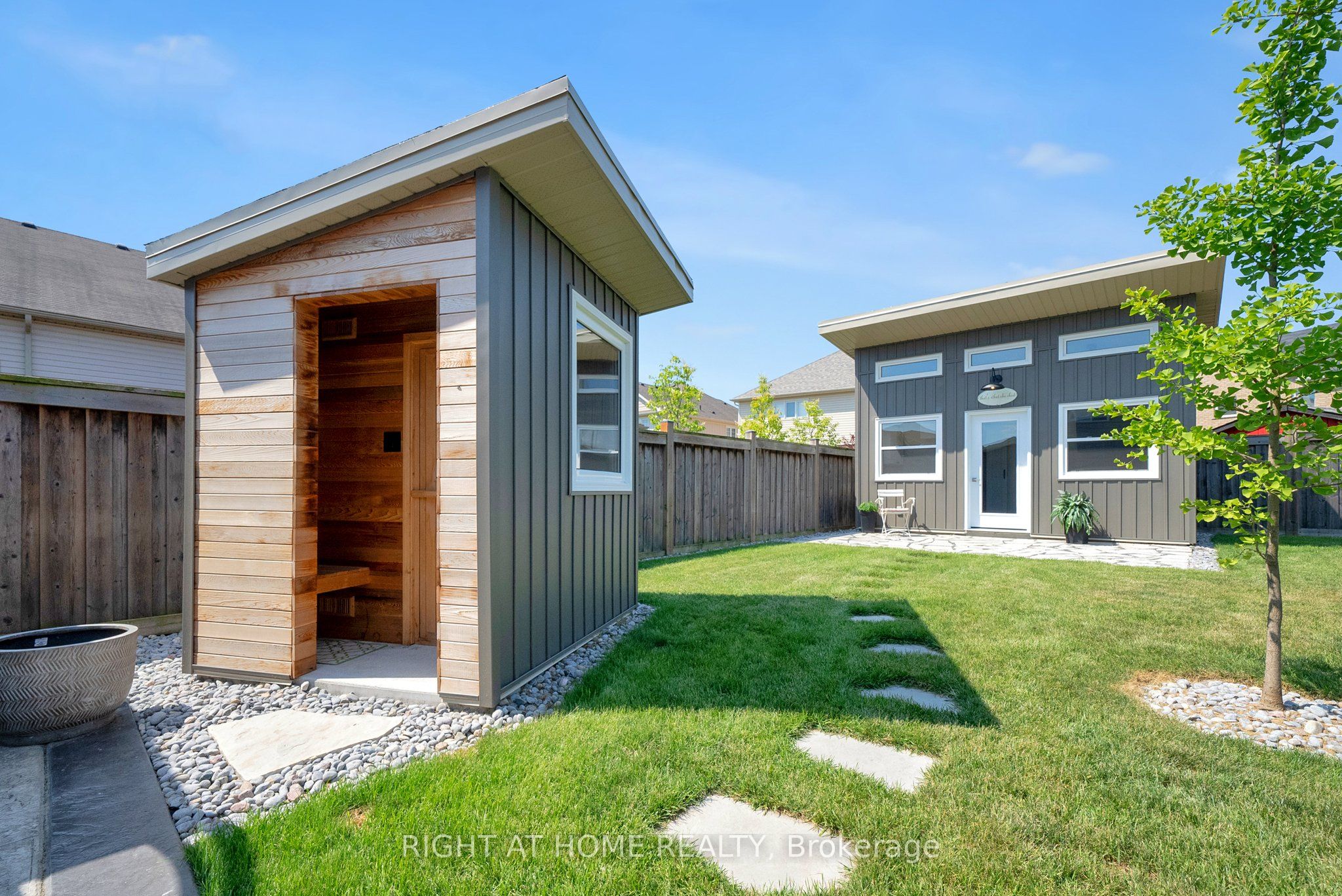 6 Vetzal Court Property Photo 40