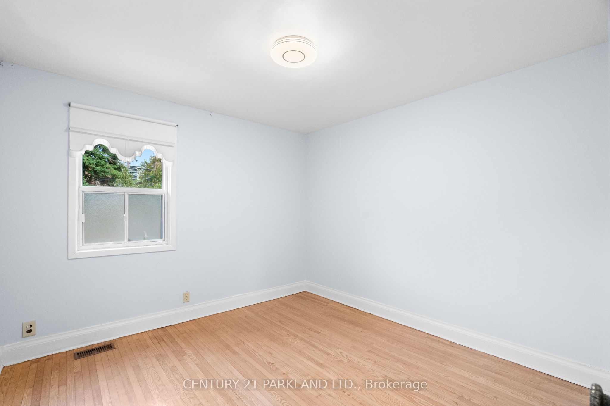 266 Westwood Avenue Property Photo 11