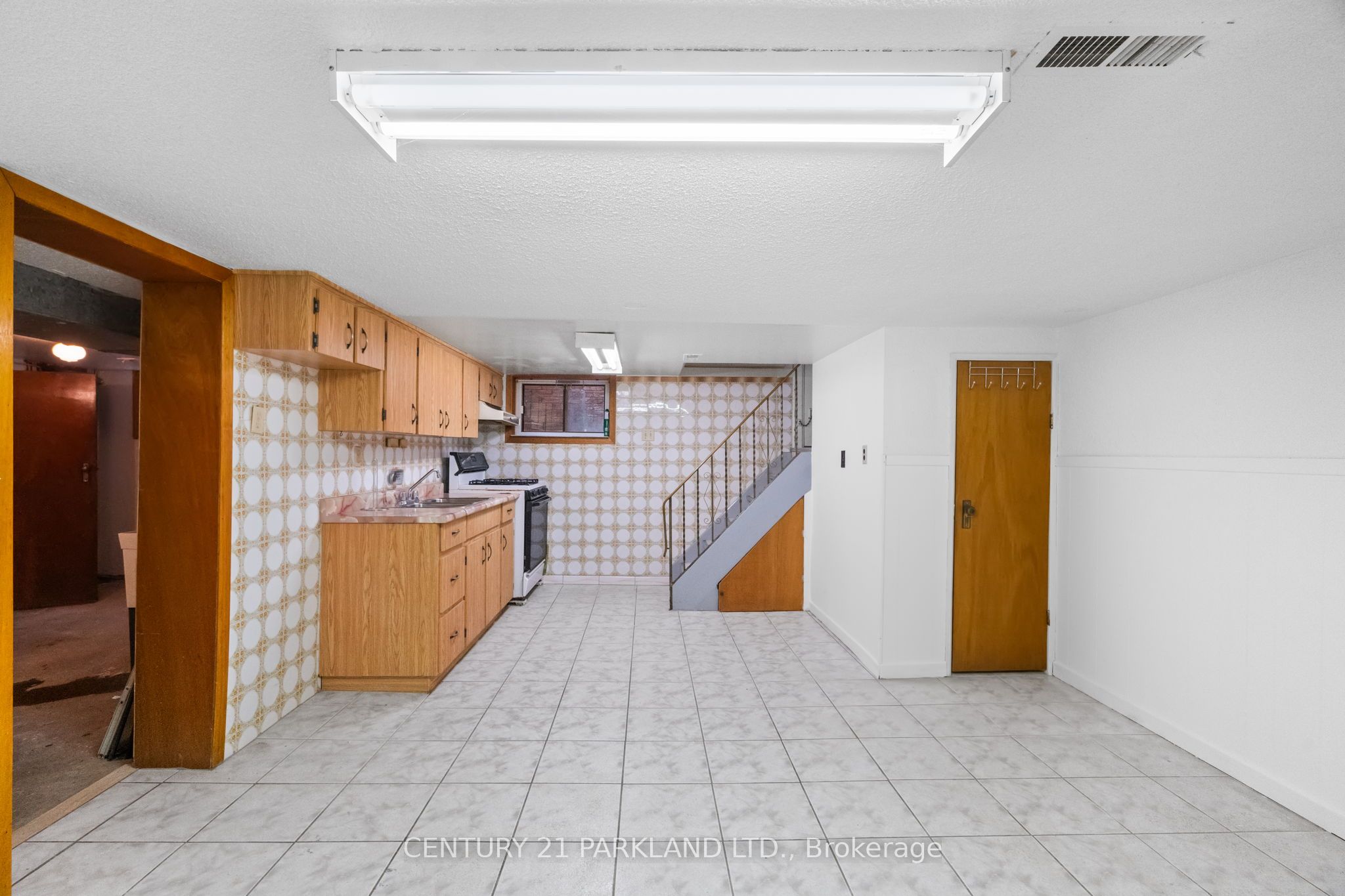 266 Westwood Avenue Property Photo 20