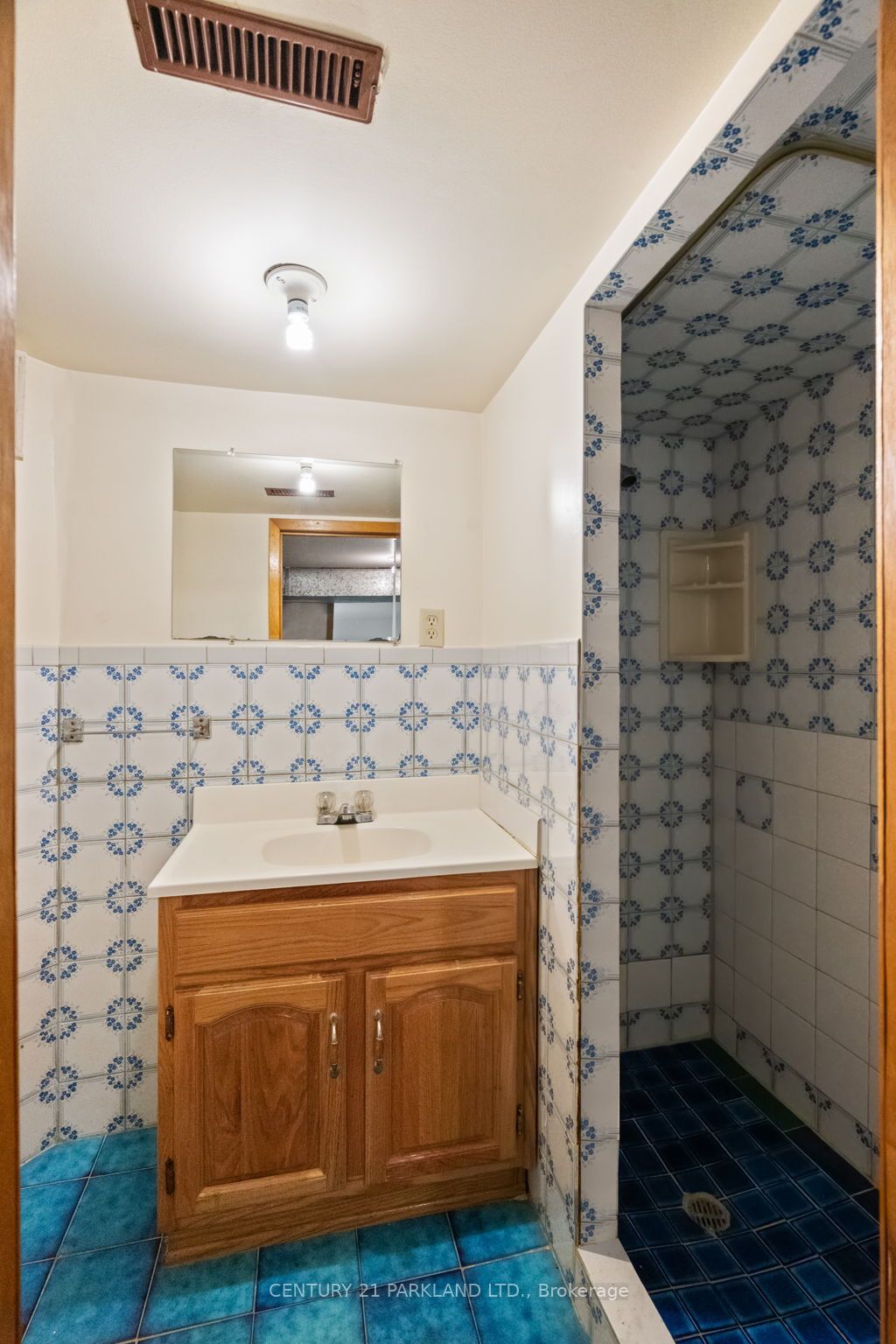 266 Westwood Avenue Property Photo 22
