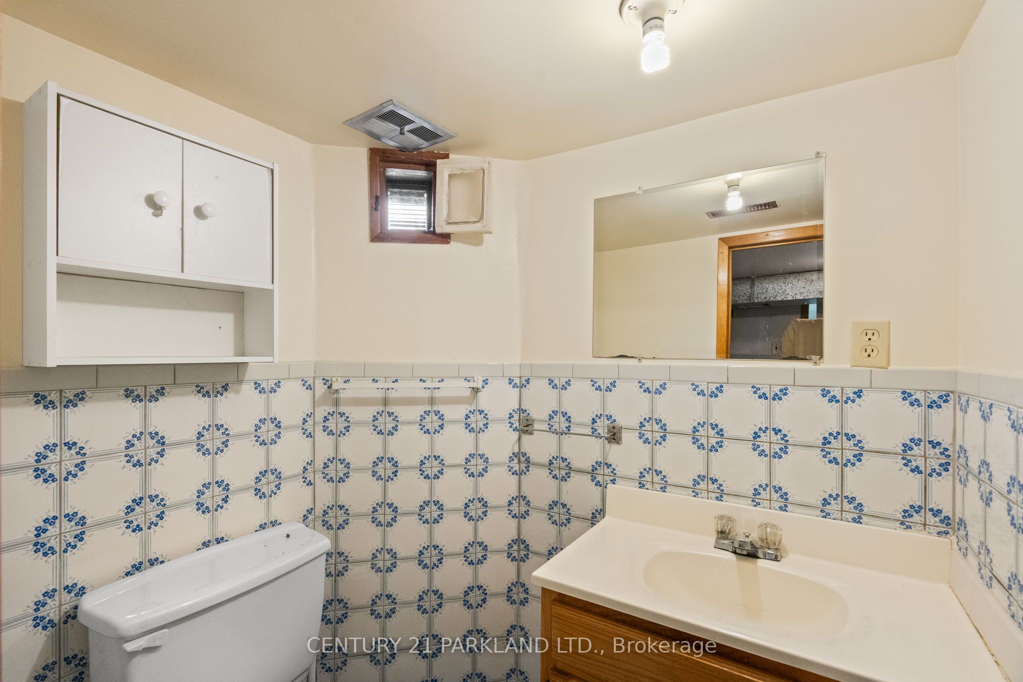 266 Westwood Avenue Property Photo 23