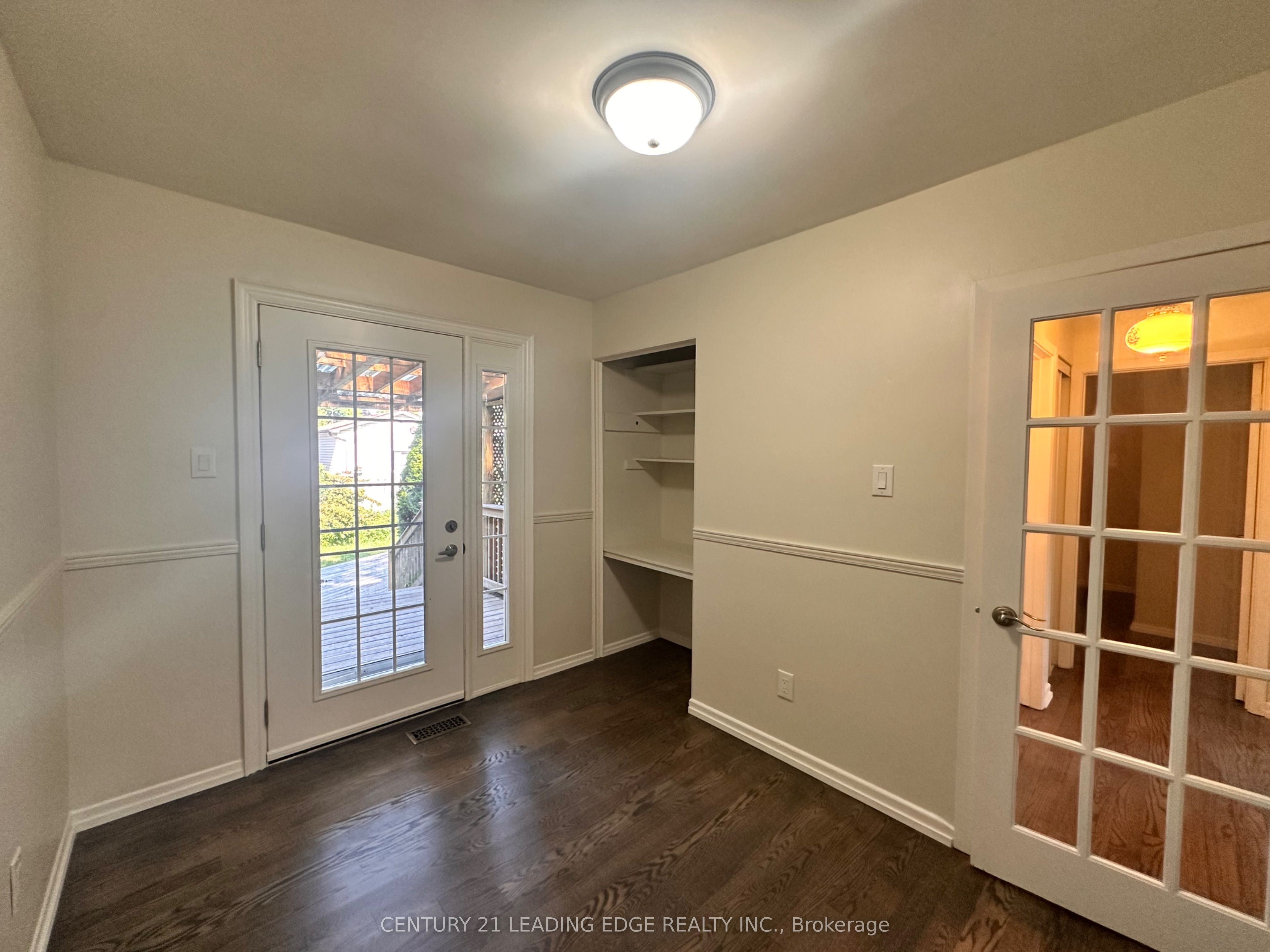 925 Annes Street Main Property Photo 11