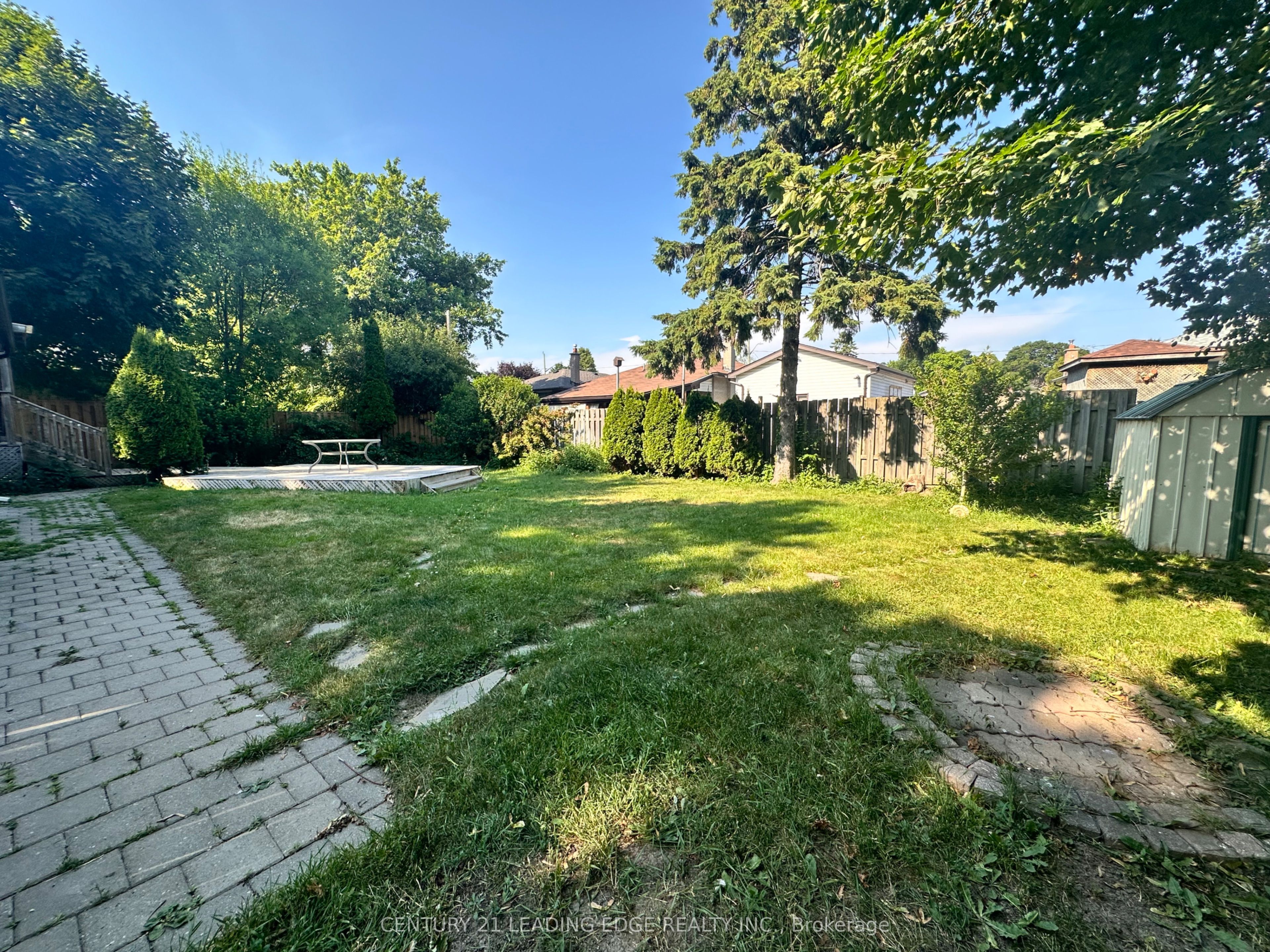 925 Annes Street Main Property Photo 17
