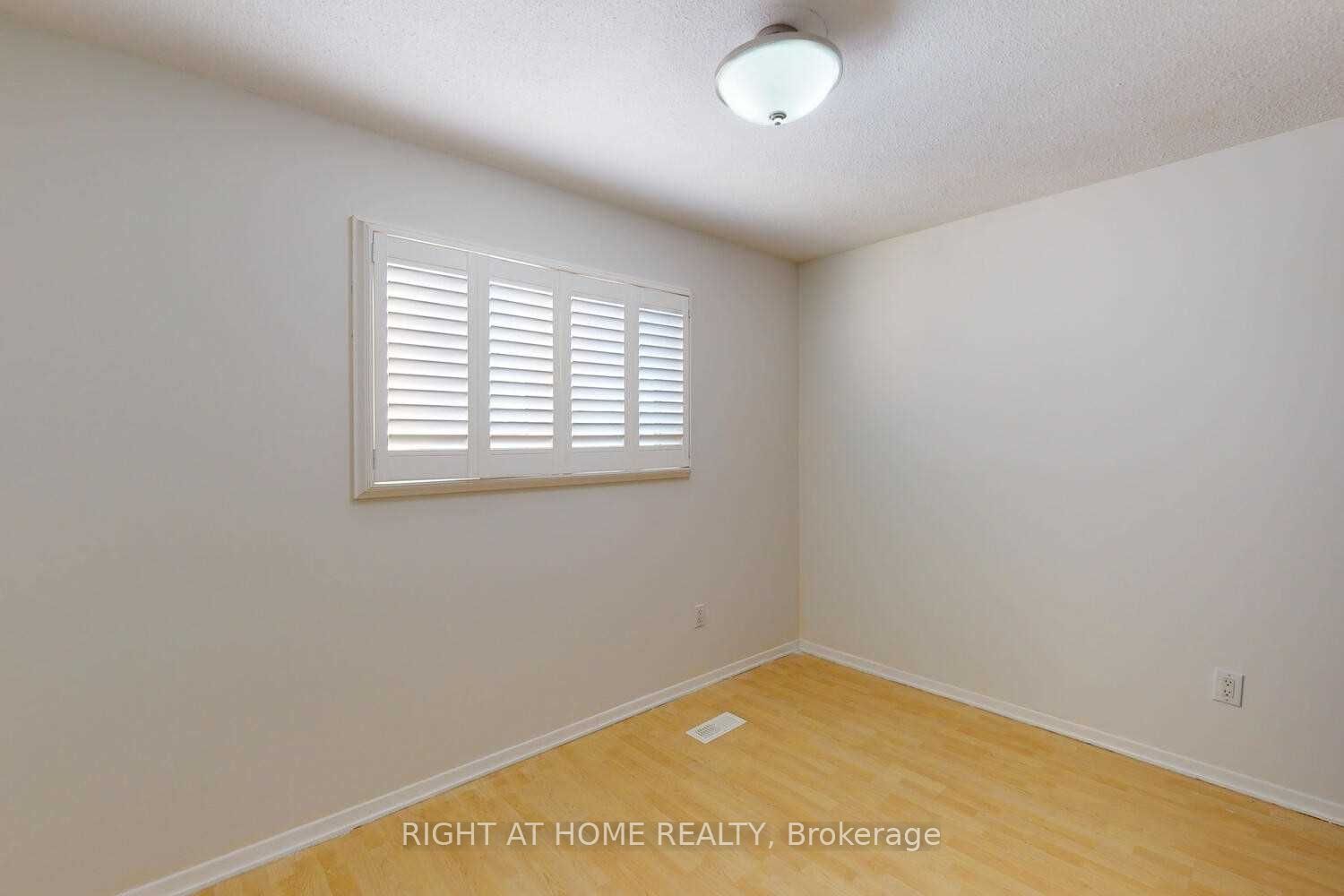 115 Littleleaf Drive Property Photo 11