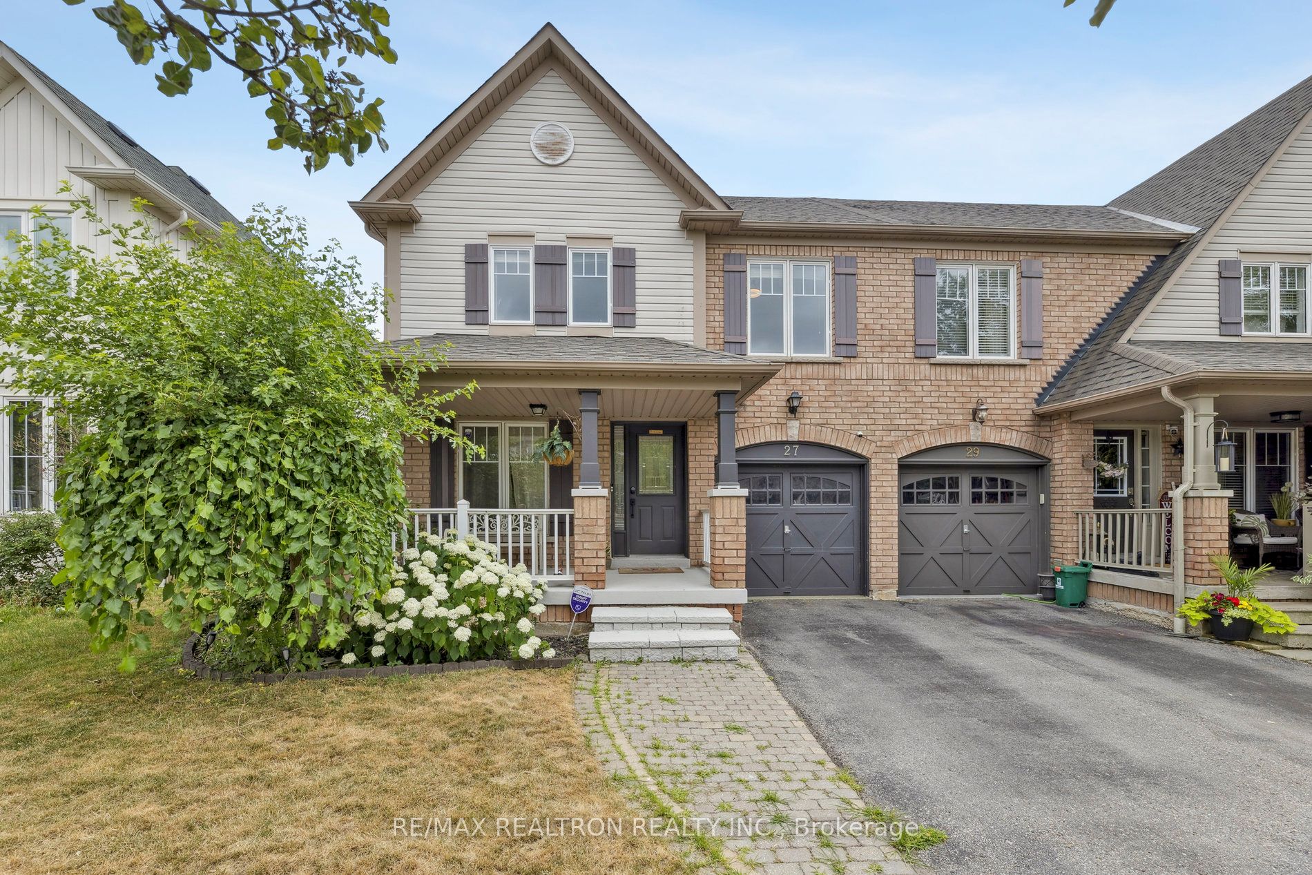 27 Haverhill Cres Property Photo 1