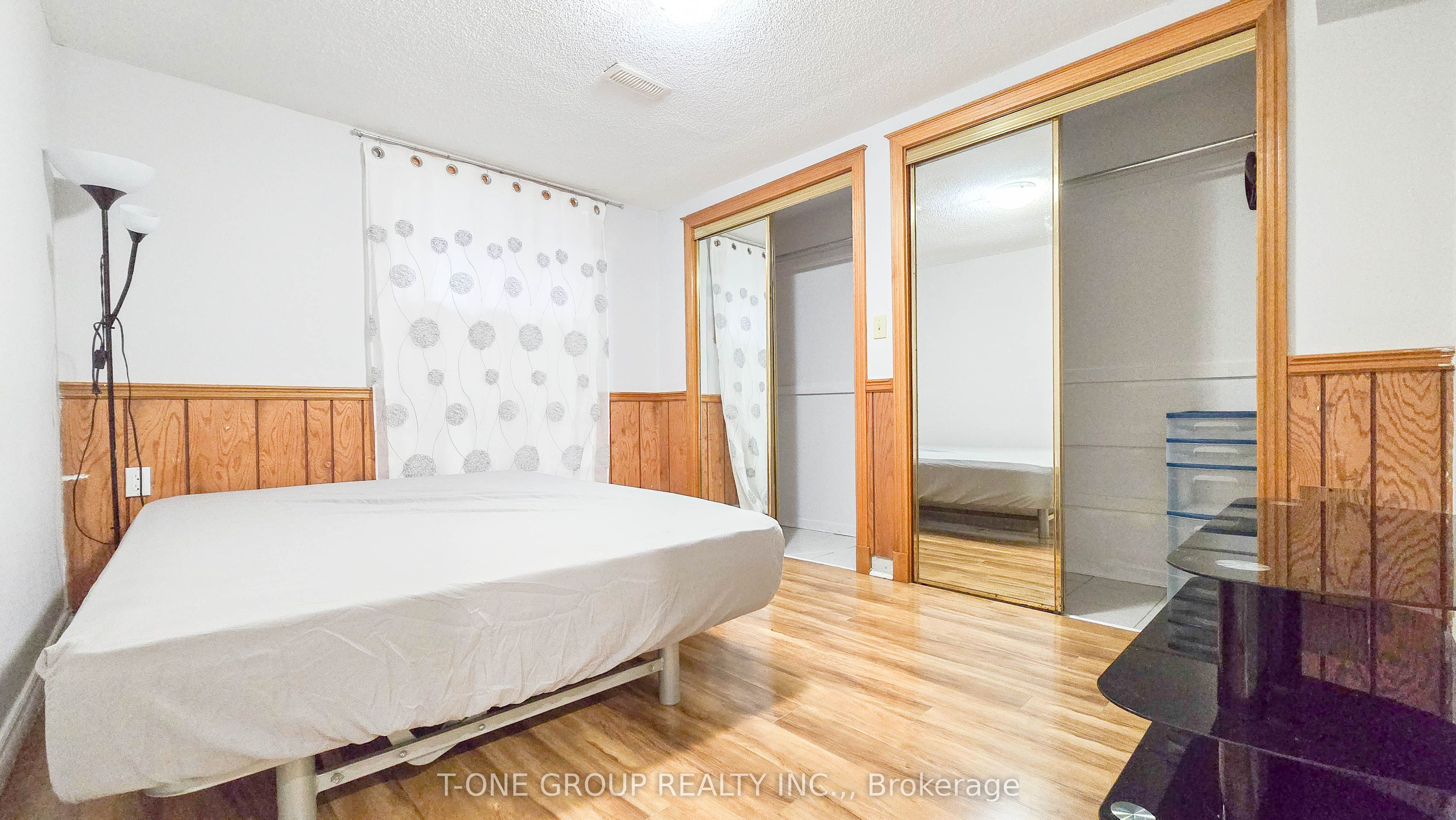 60 Iangrove Terrace Bsmt Property Photo 3