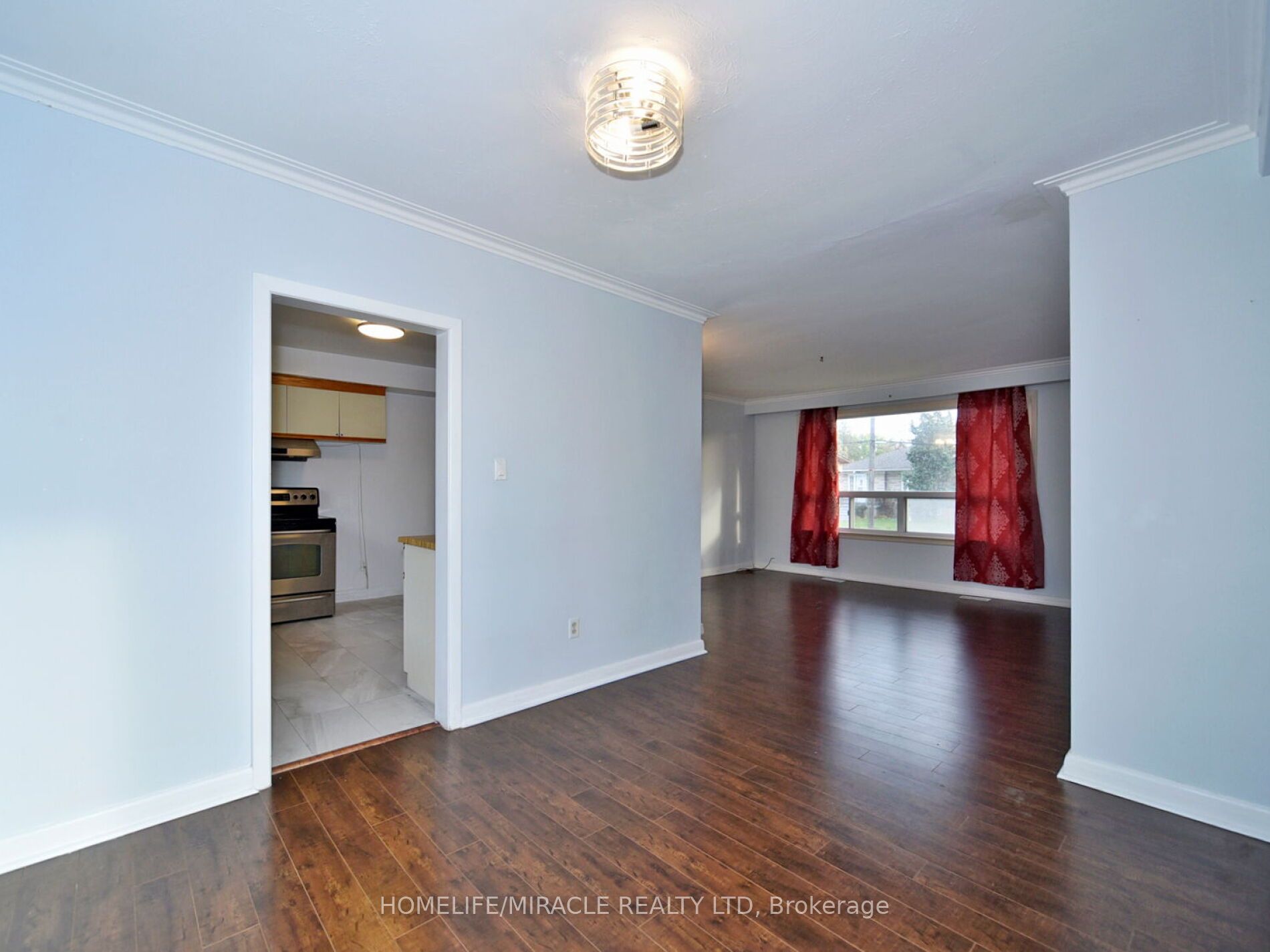 31 Romulus Drive Main Floor Property Photo 18