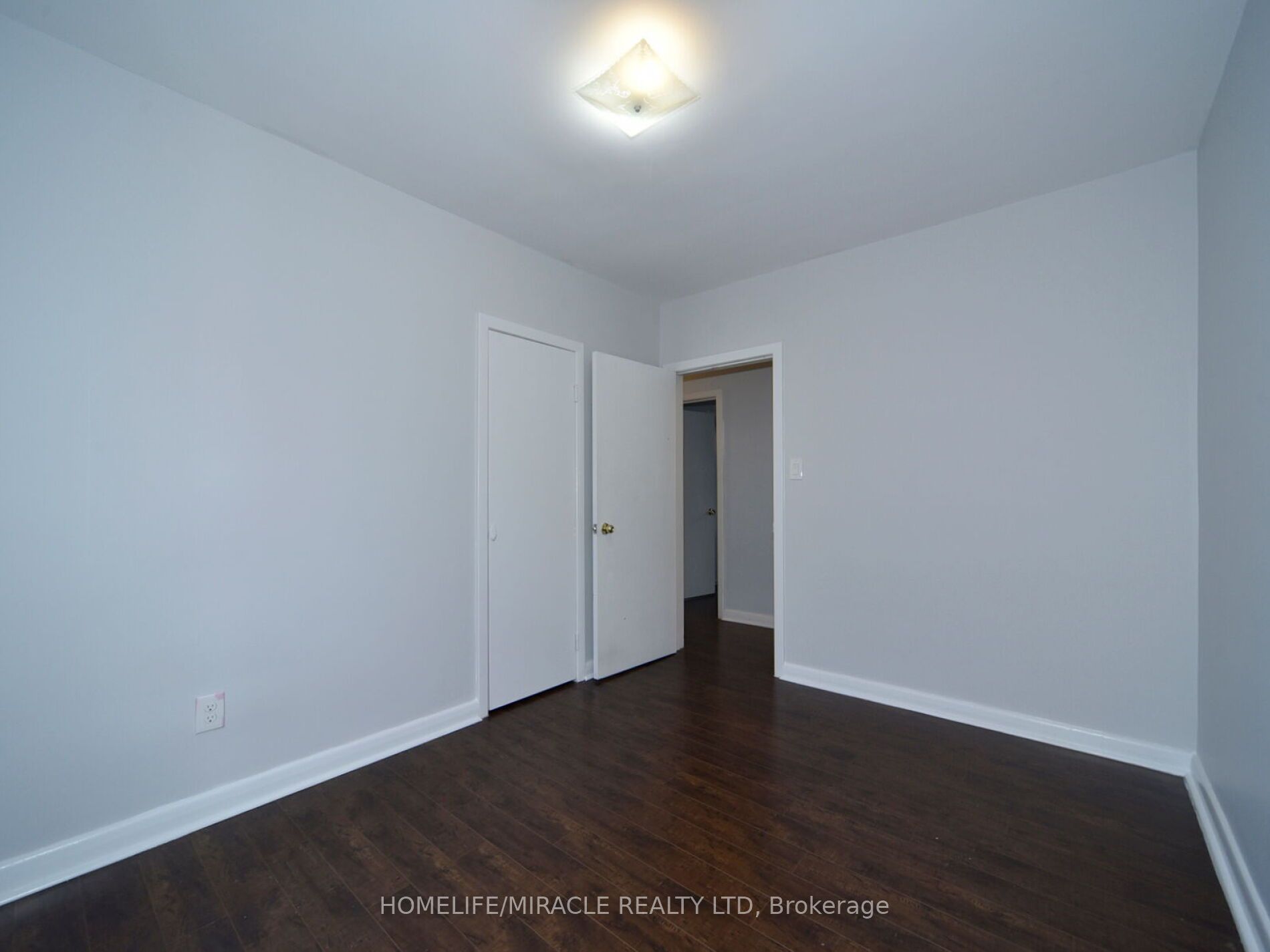 31 Romulus Drive Main Floor Property Photo 24