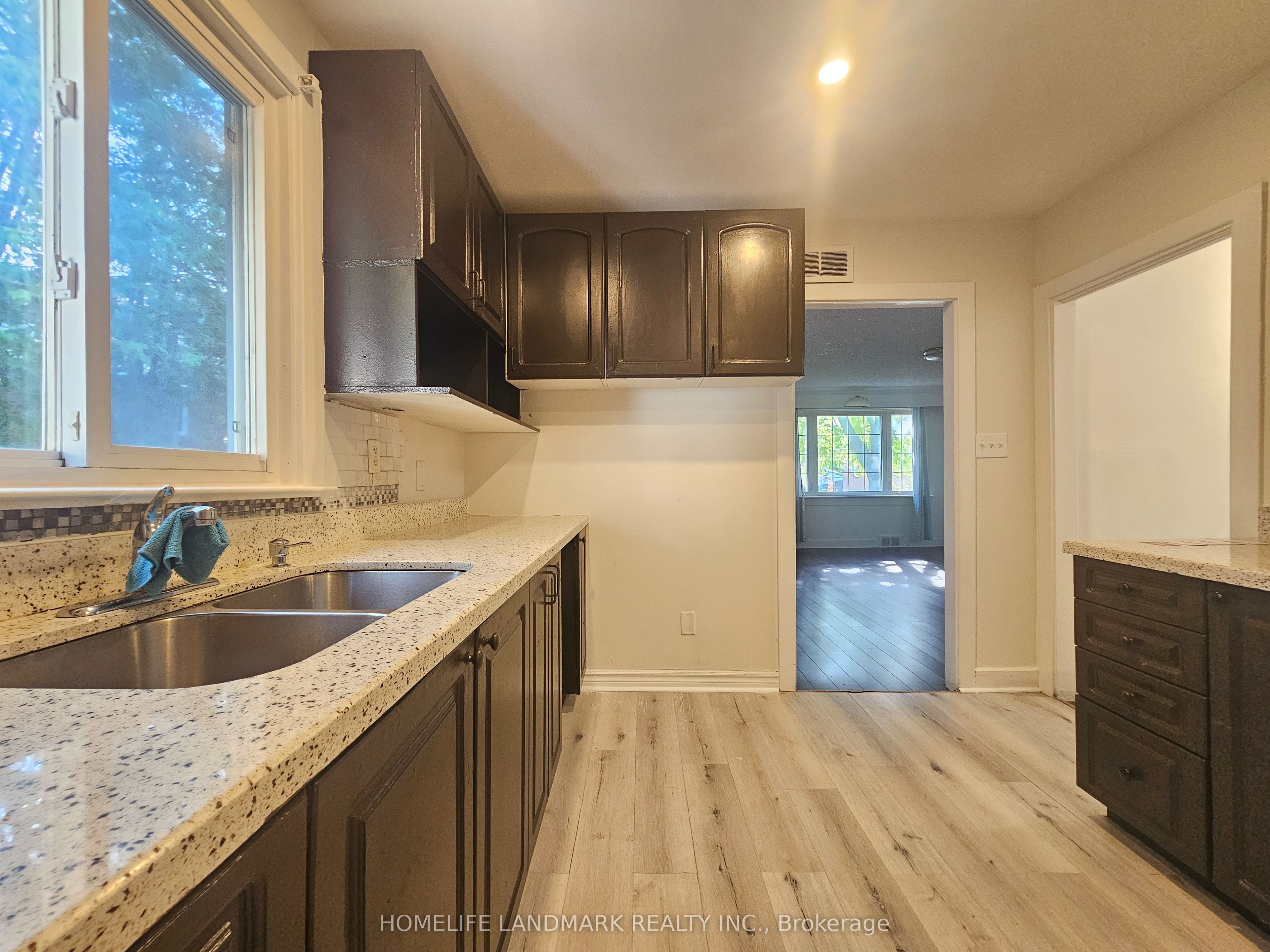 #main Unit Only - 43 Beachell Street Property Photo 3