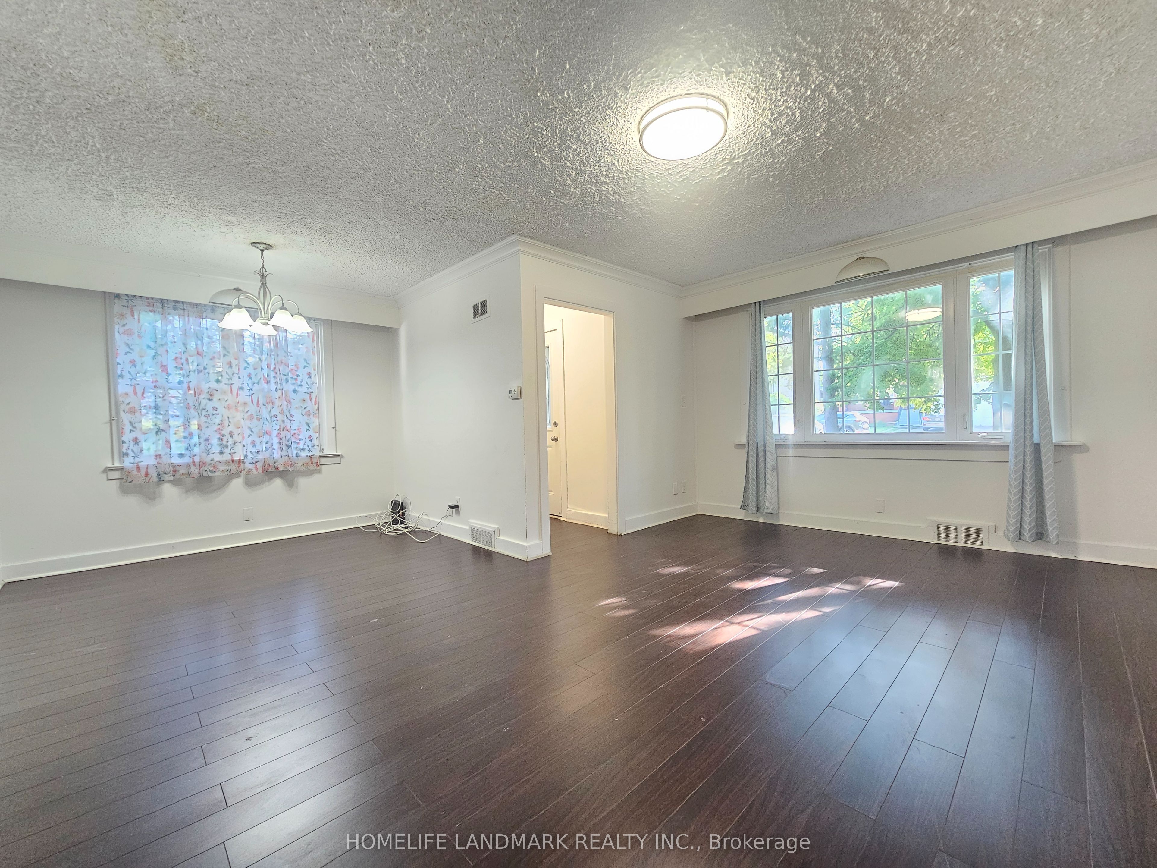 #main Unit Only - 43 Beachell Street Property Photo 6