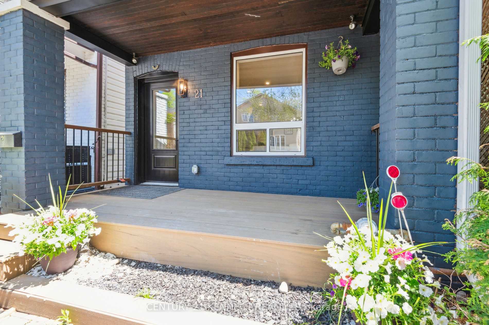 21 Frankdale Avenue Property Photo 3