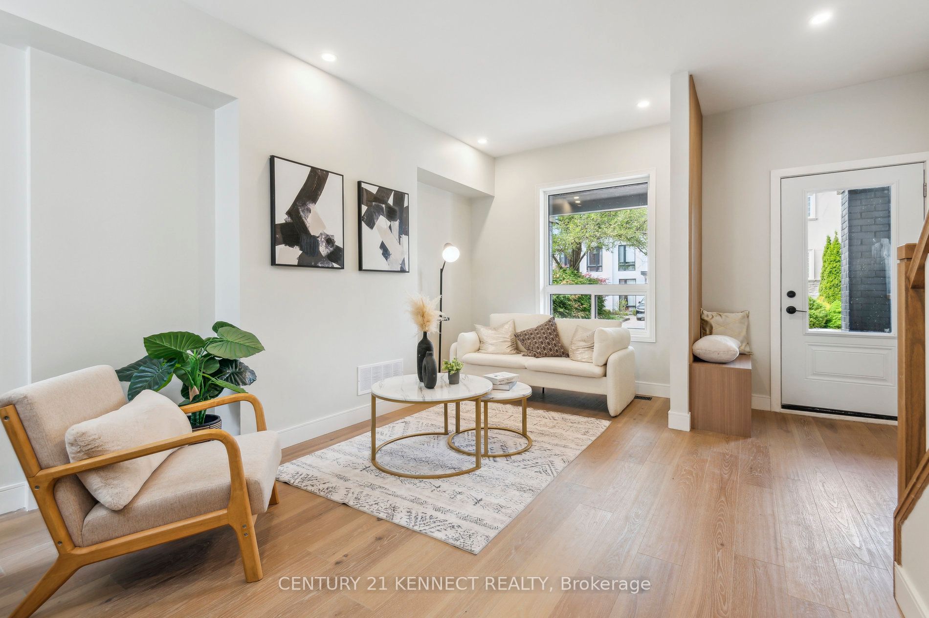 21 Frankdale Avenue Property Photo 7
