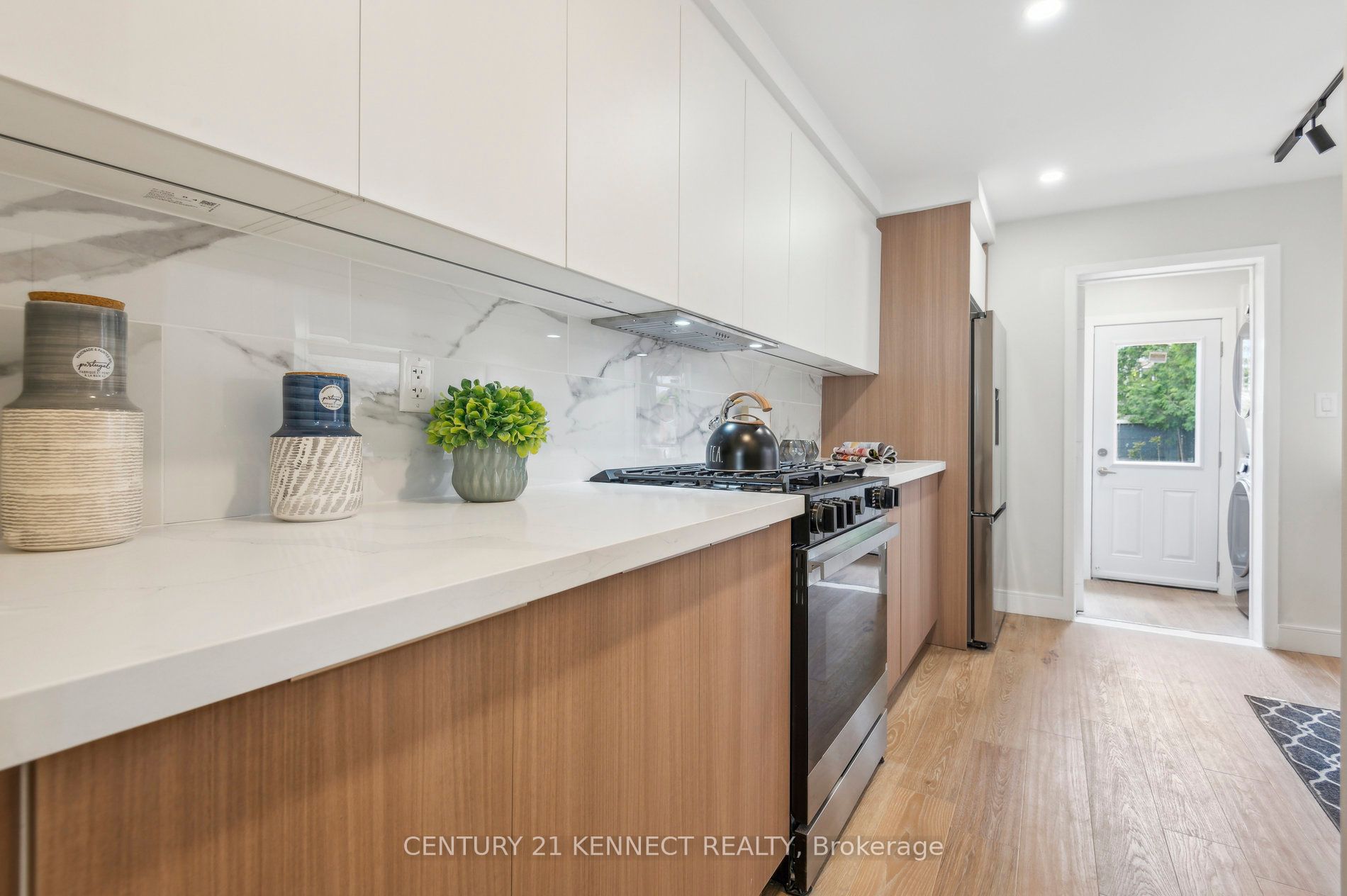 21 Frankdale Avenue Property Photo 11