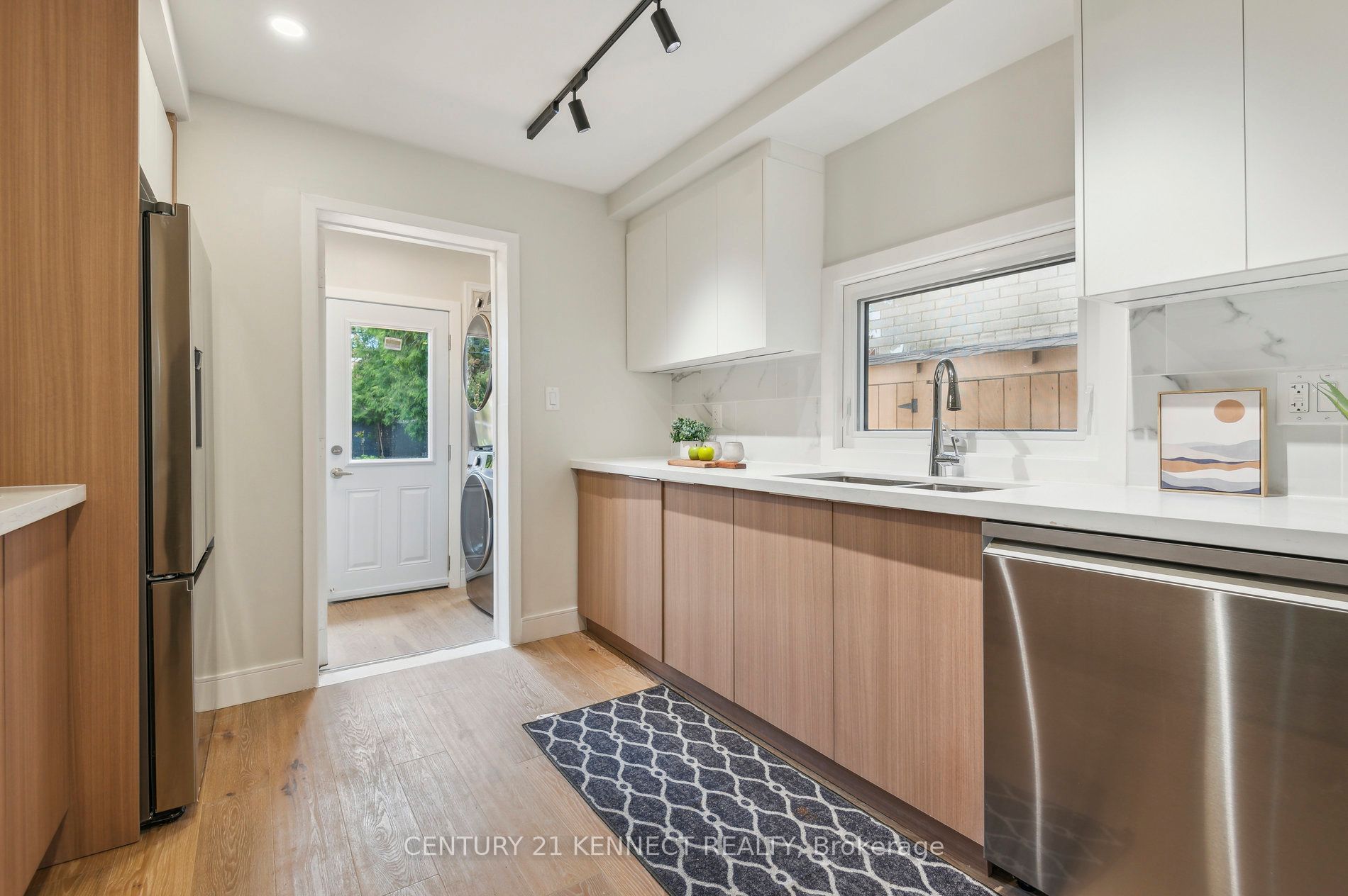 21 Frankdale Avenue Property Photo 12