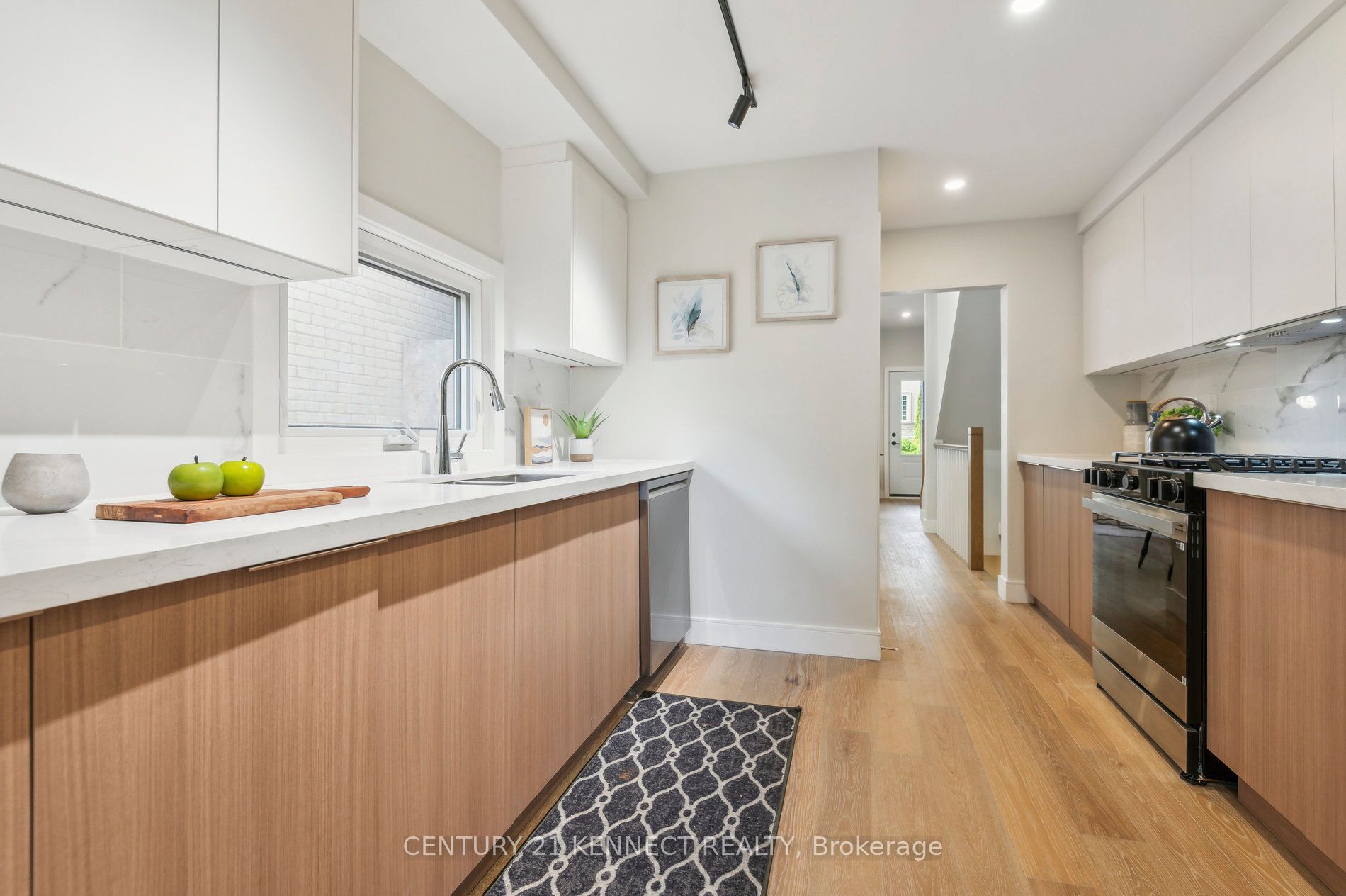 21 Frankdale Avenue Property Photo 14