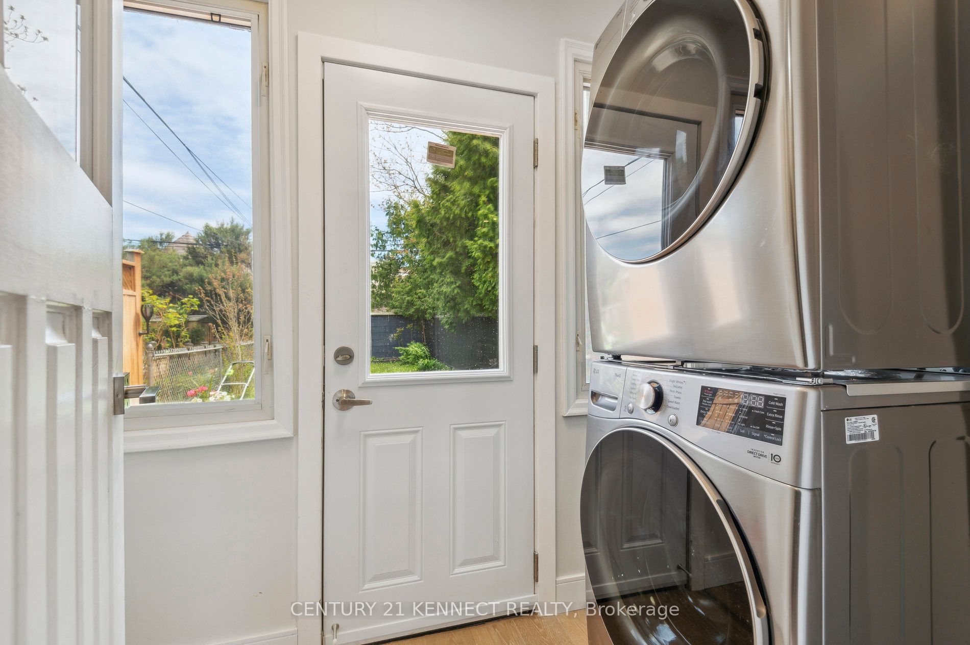 21 Frankdale Avenue Property Photo 16