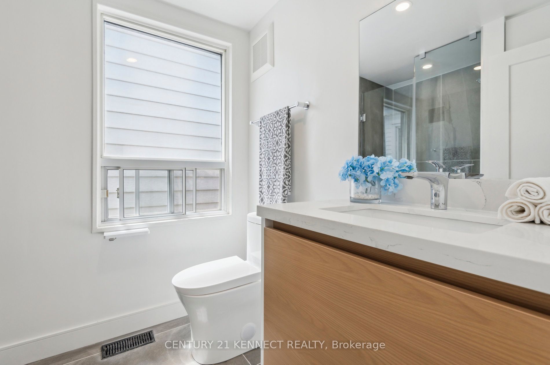 21 Frankdale Avenue Property Photo 29