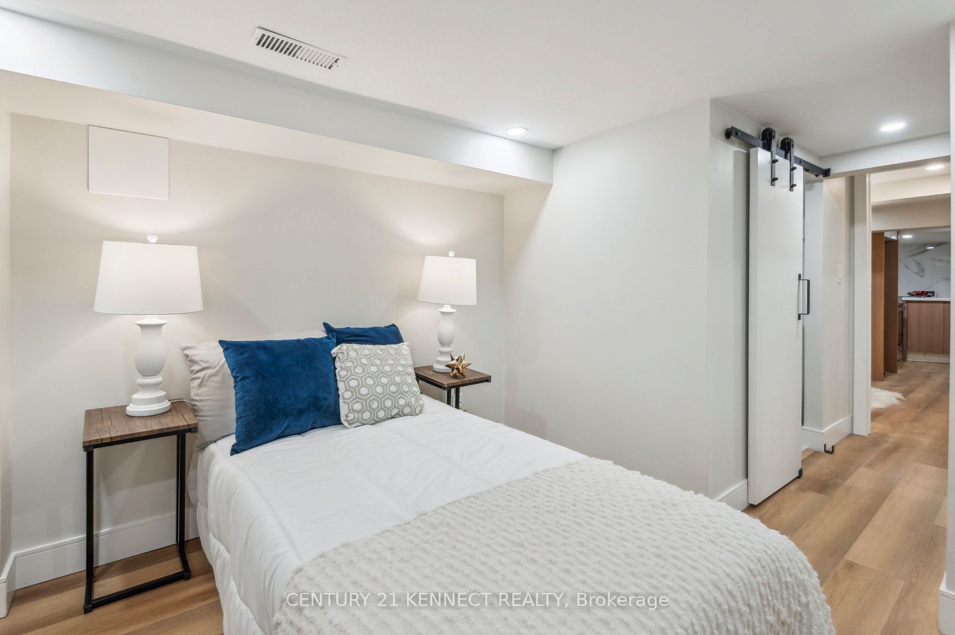21 Frankdale Avenue Property Photo 36