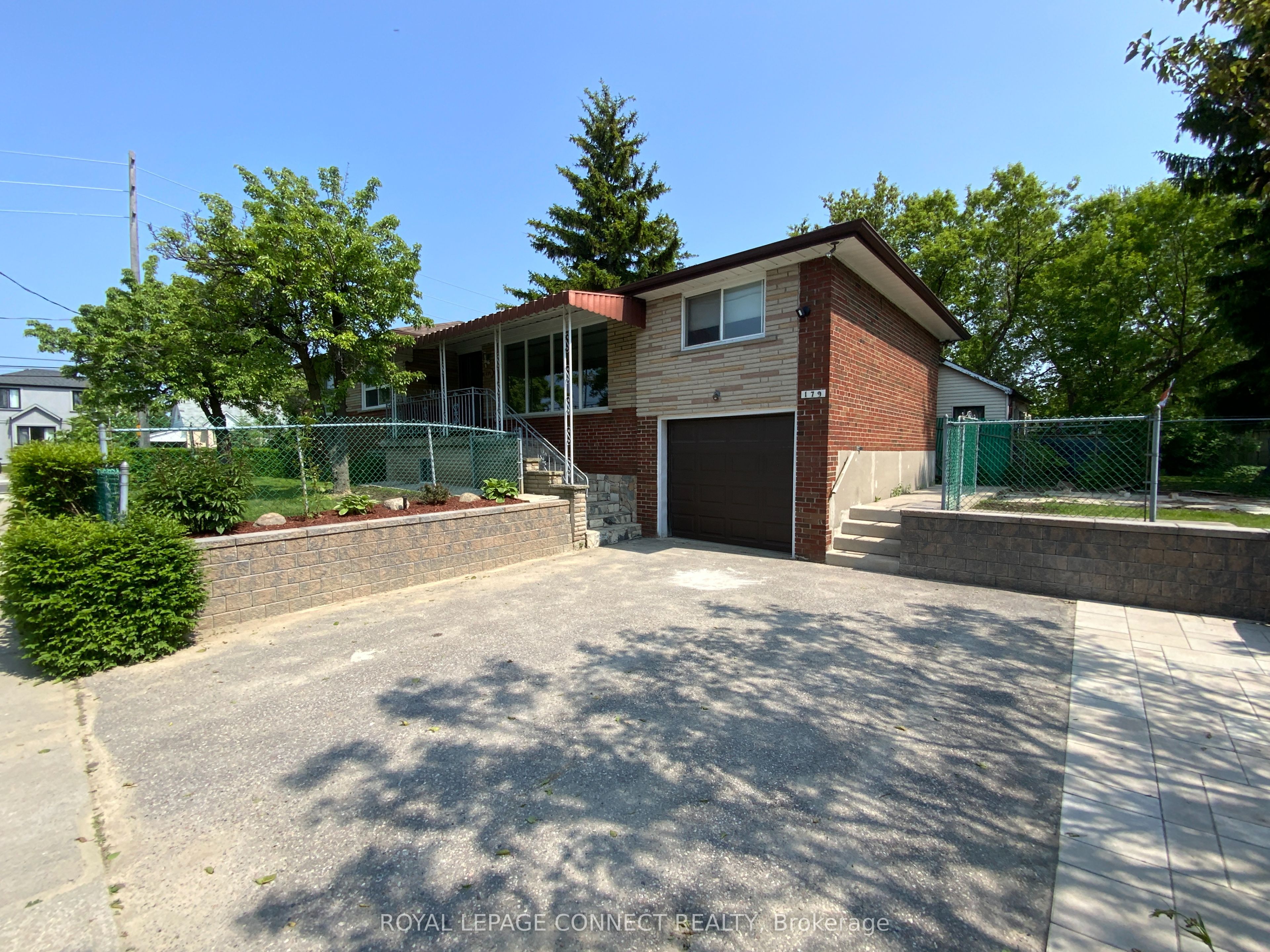 #bsmt - 179 Benjamin Boulevard Property Photo 1
