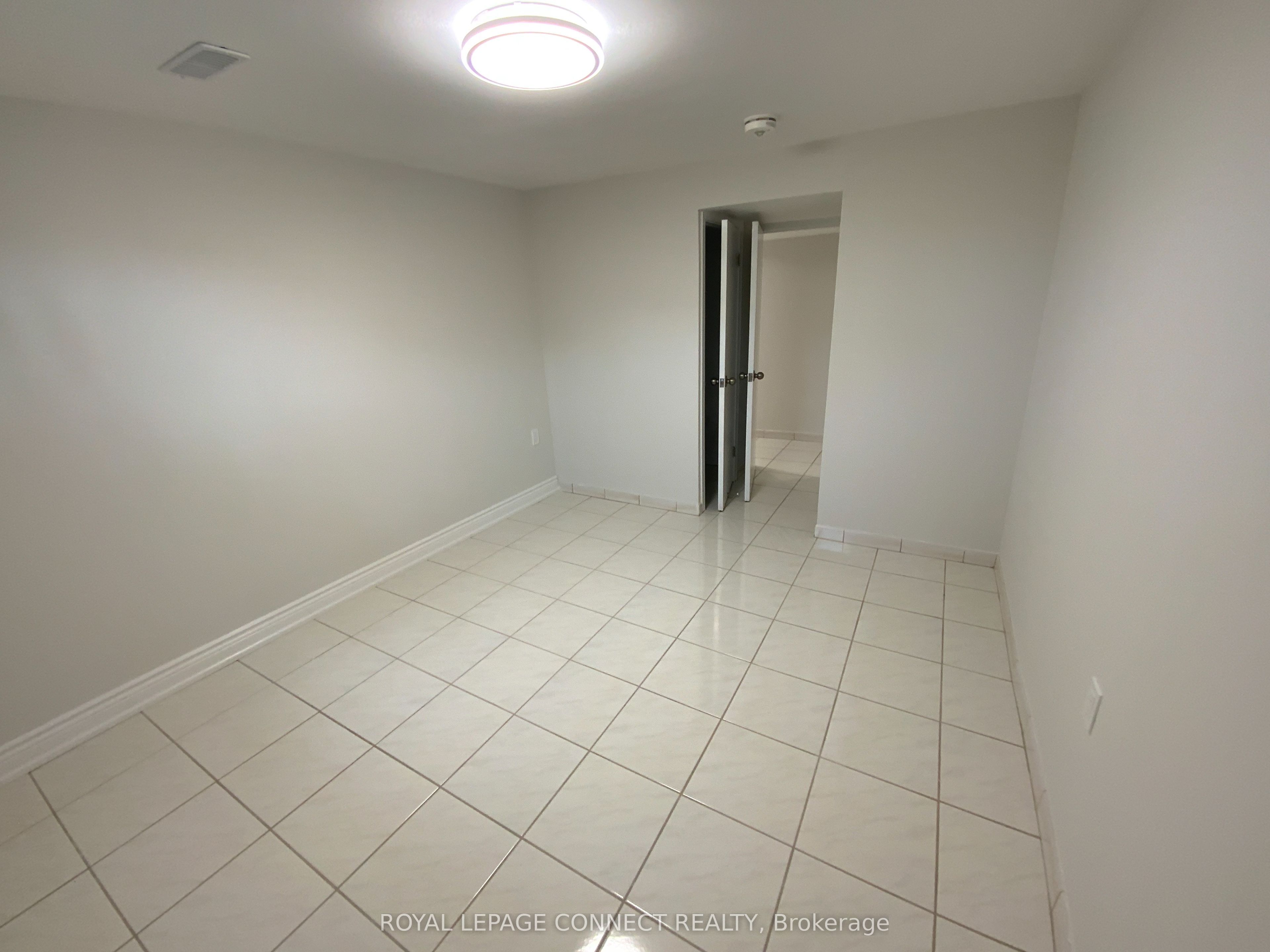 #bsmt - 179 Benjamin Boulevard Property Photo 9