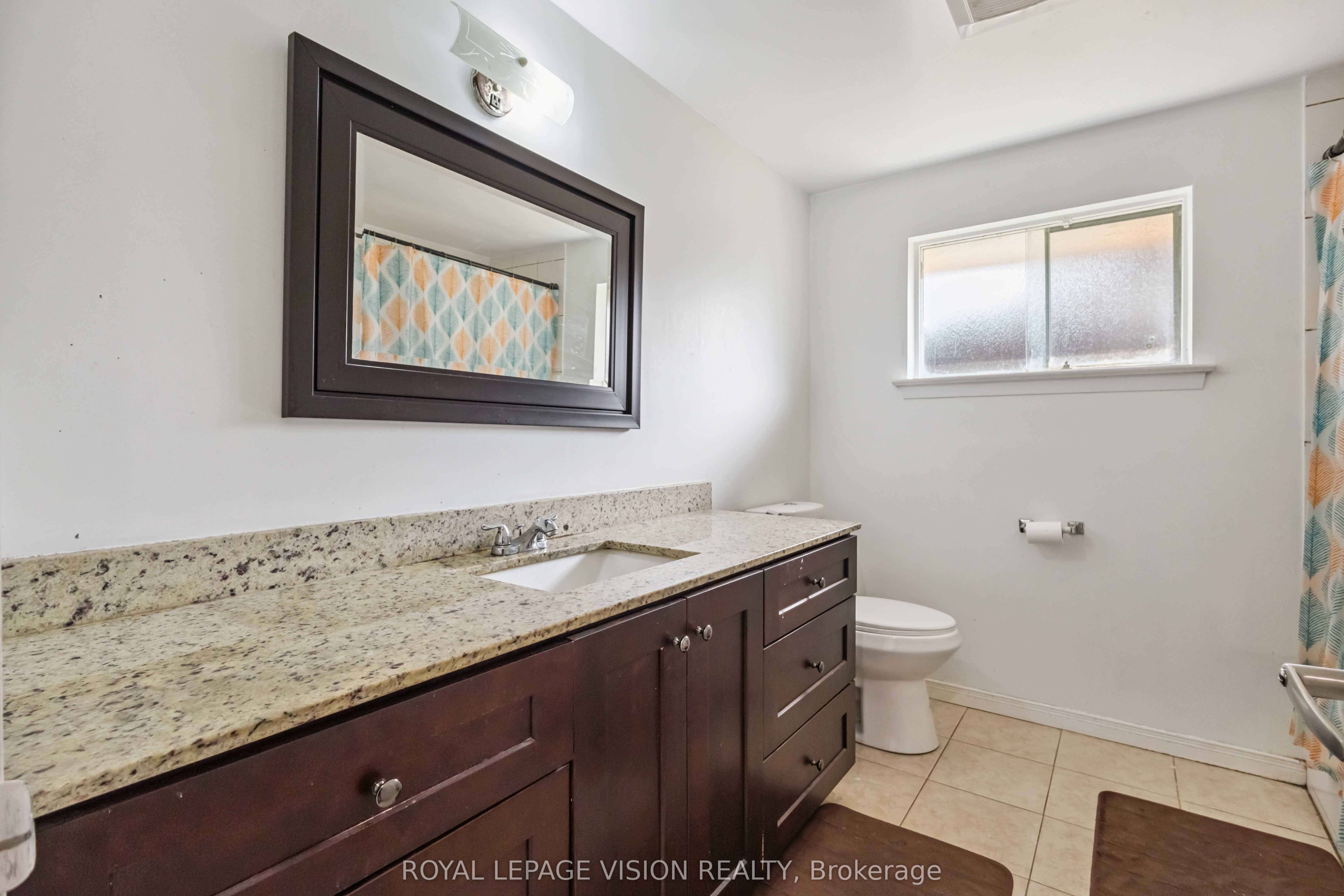 58 Dolly Varden Boulevard W Property Photo 22