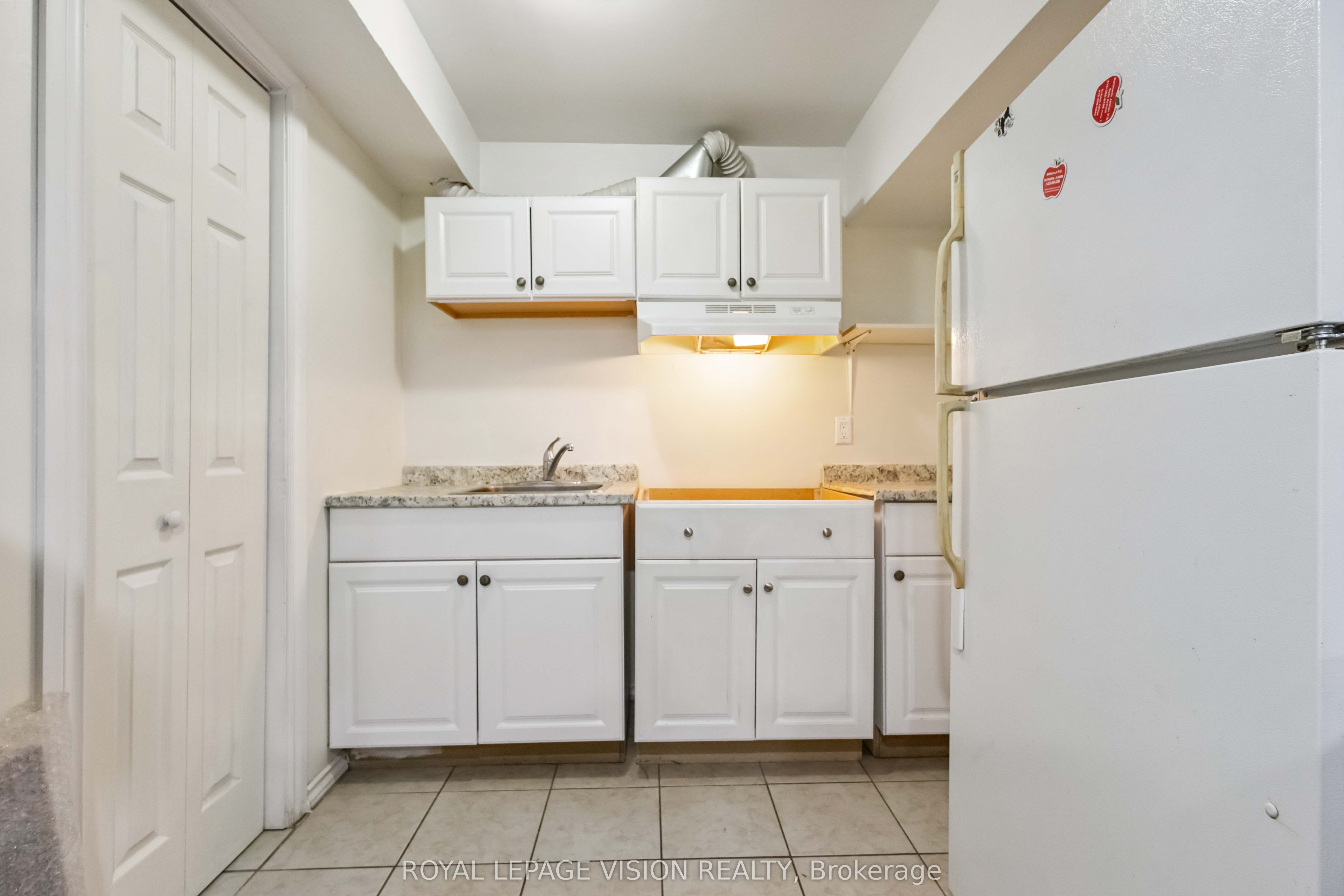 58 Dolly Varden Boulevard W Property Photo 29