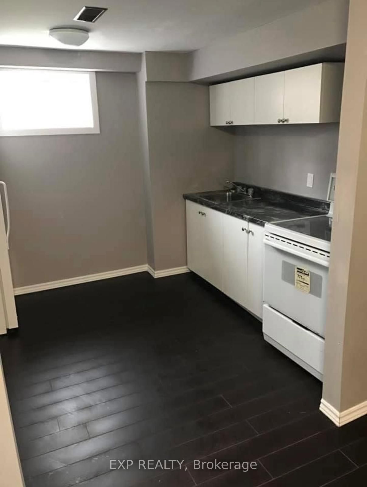 #lower - 546 Phillip Murray Avenue Property Photo 3