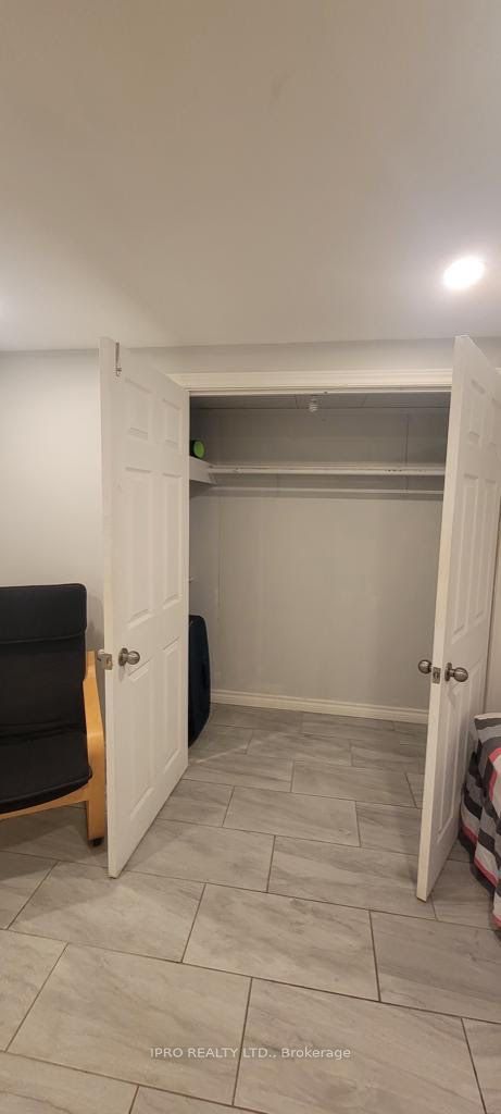 #basement - 34 Calumet Crescent Property Photo 20
