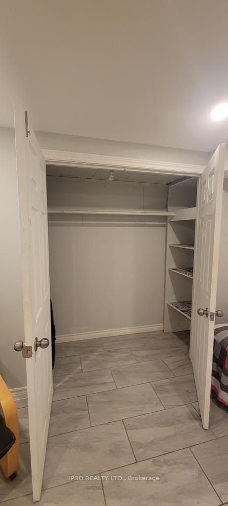 #basement - 34 Calumet Crescent Property Photo 21
