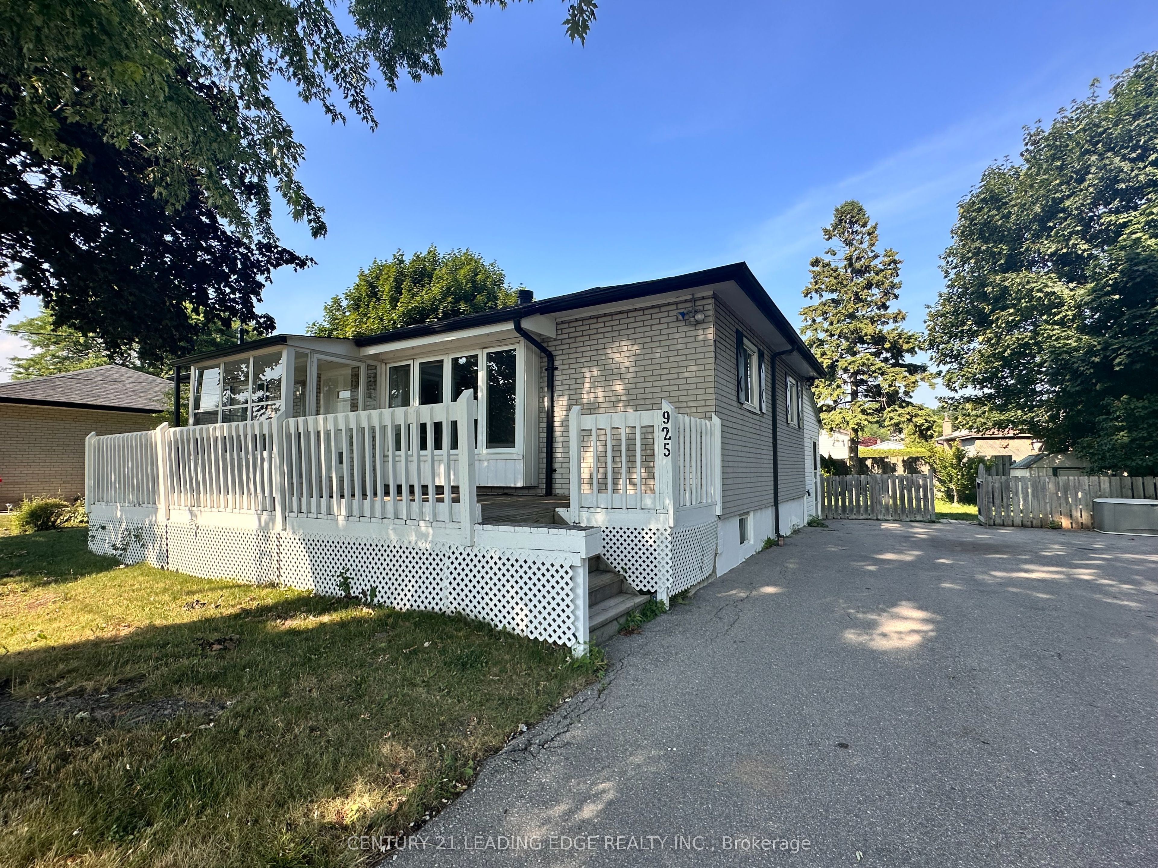#bsmt - 925 Annes Street Property Photo 1