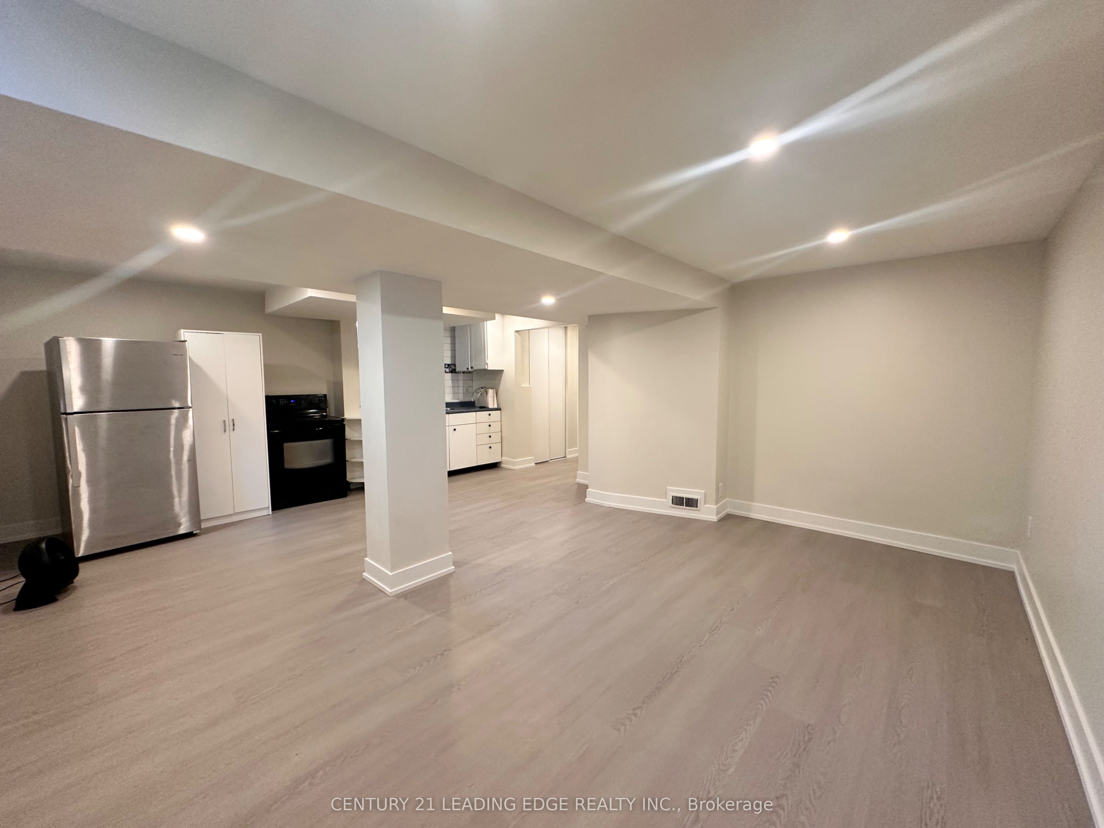 #bsmt - 925 Annes Street Property Photo 9