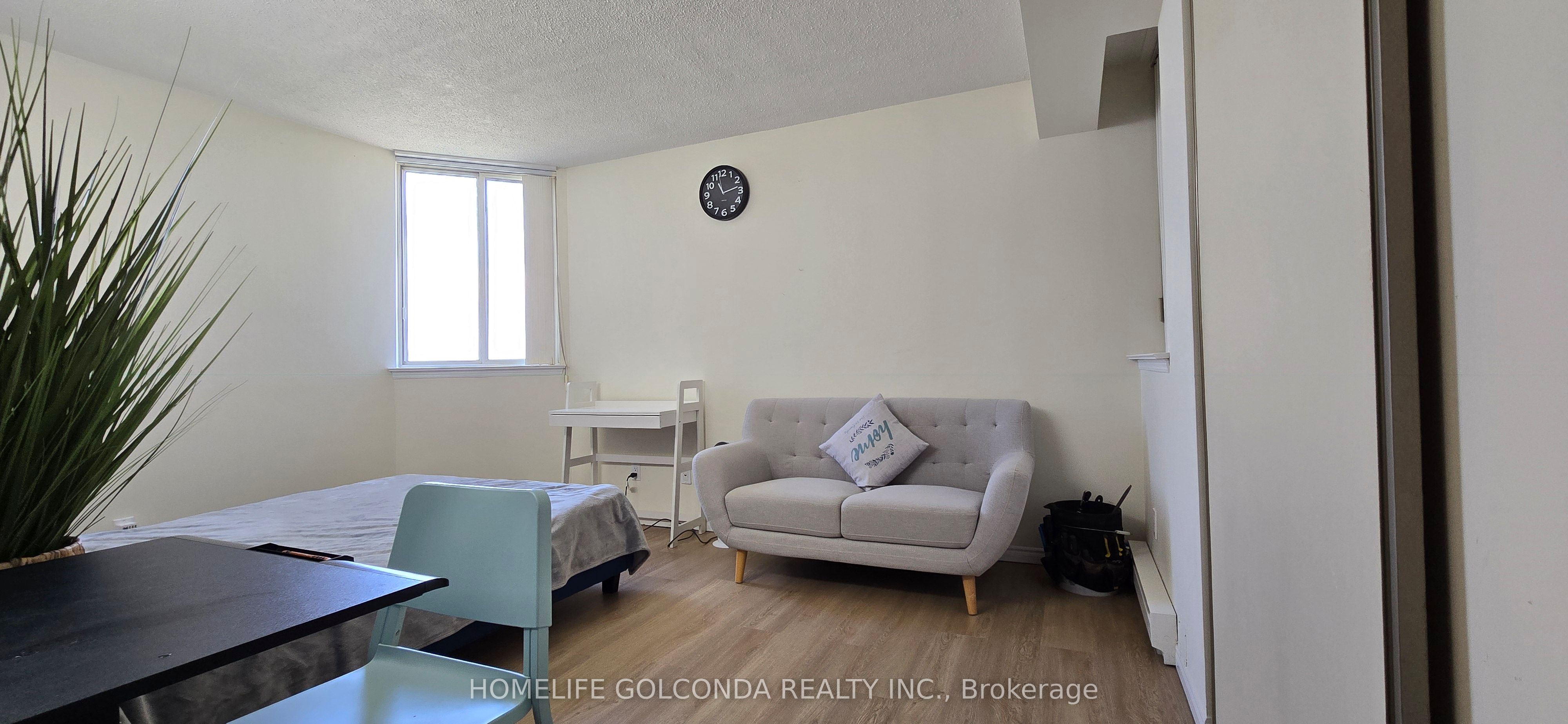 #1705 - 160 Alton Towers Circle Property Photo 14