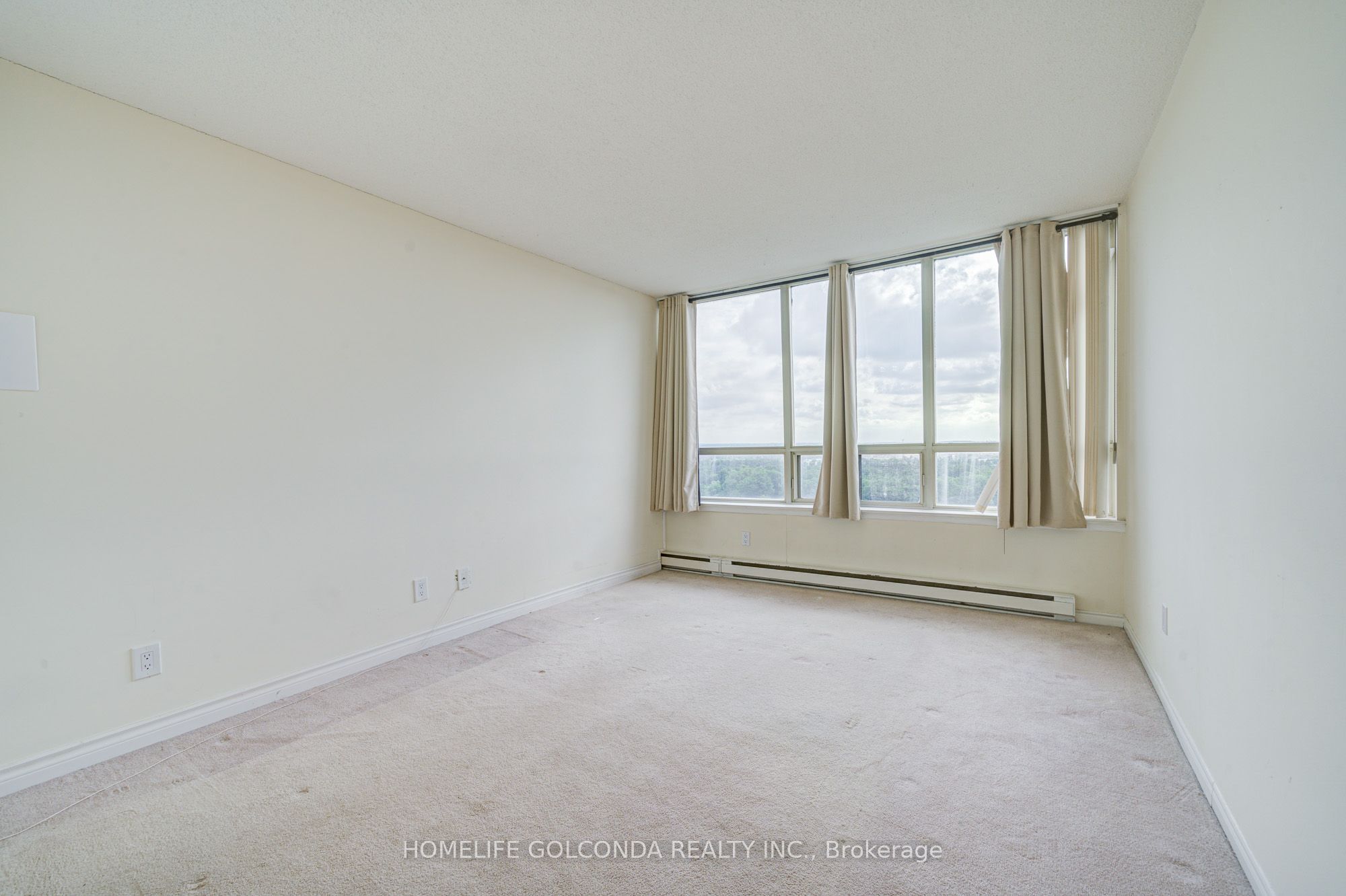 #1705 - 160 Alton Towers Circle Property Photo 19