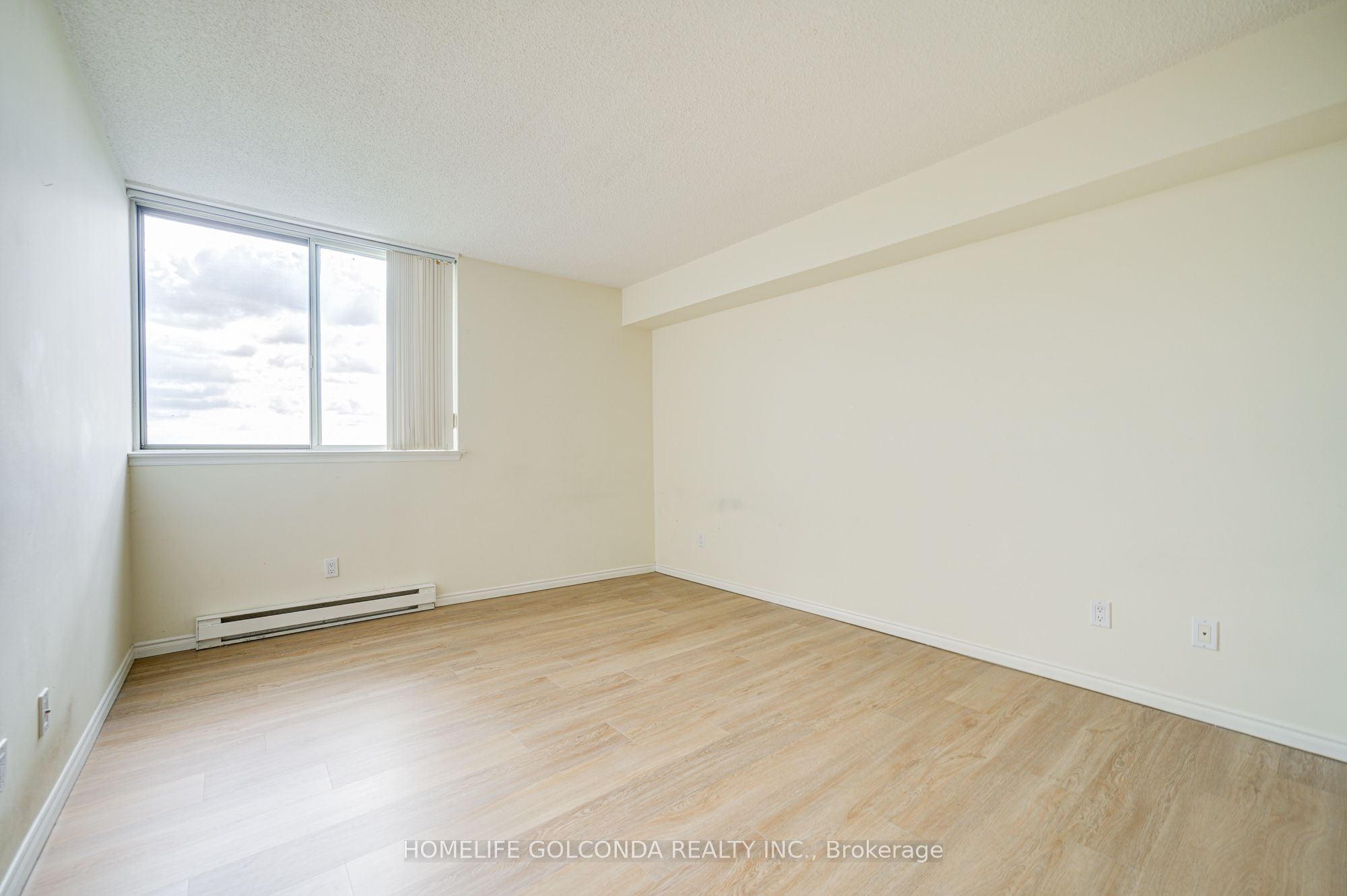 #1705 - 160 Alton Towers Circle Property Photo 25