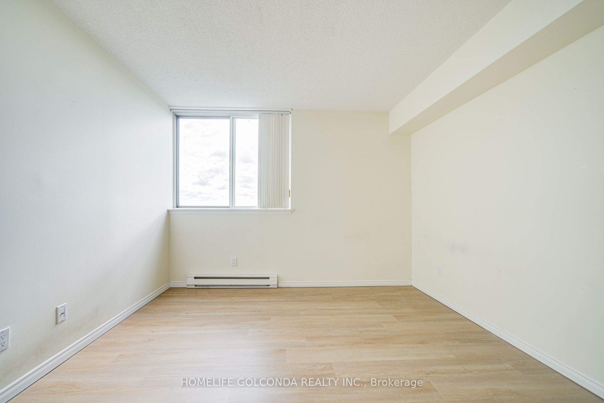 #1705 - 160 Alton Towers Circle Property Photo 26
