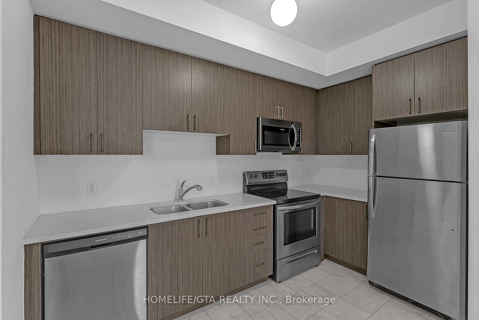 1782 Rex Heath Dr Property Photo 4