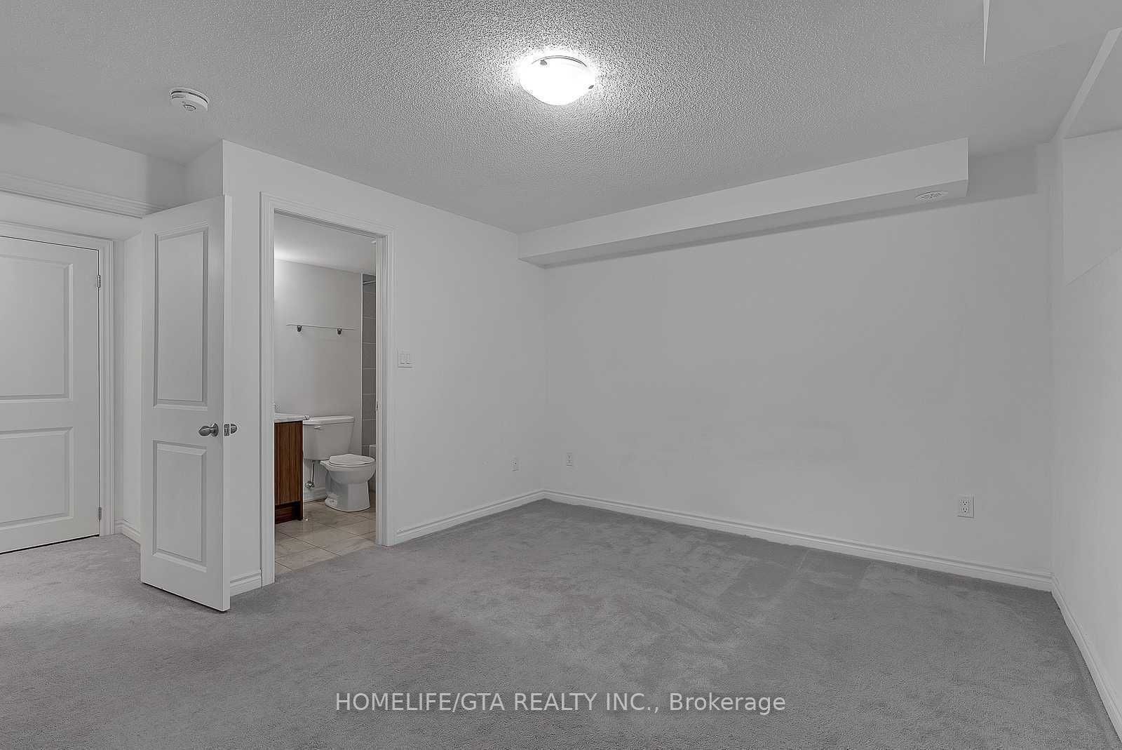 1782 Rex Heath Dr Property Photo 18