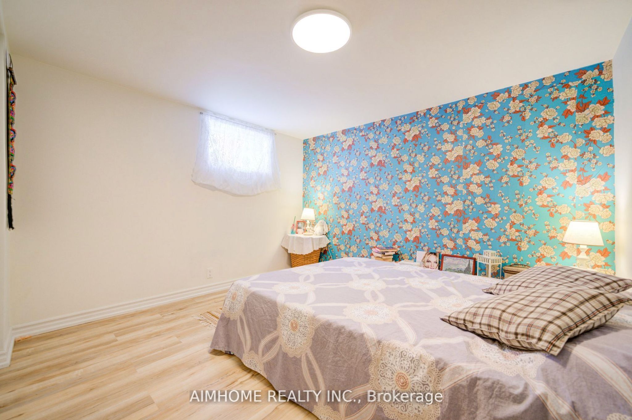221 St Lawrence Street Property Photo 41