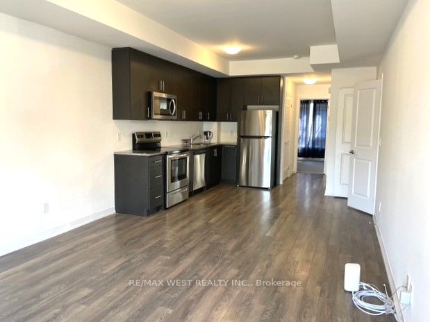 2635 William Jackson Drive W 404 Property Photo 6