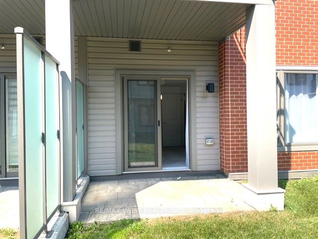 2635 William Jackson Drive W 404 Property Photo 18
