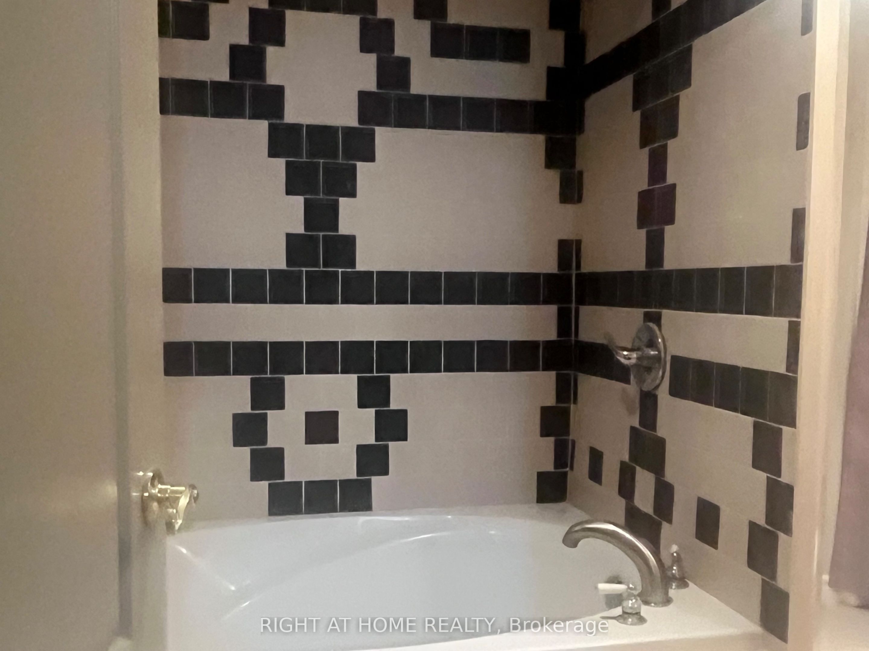 #basement Apt - 167 Merkley Square Property Photo 7