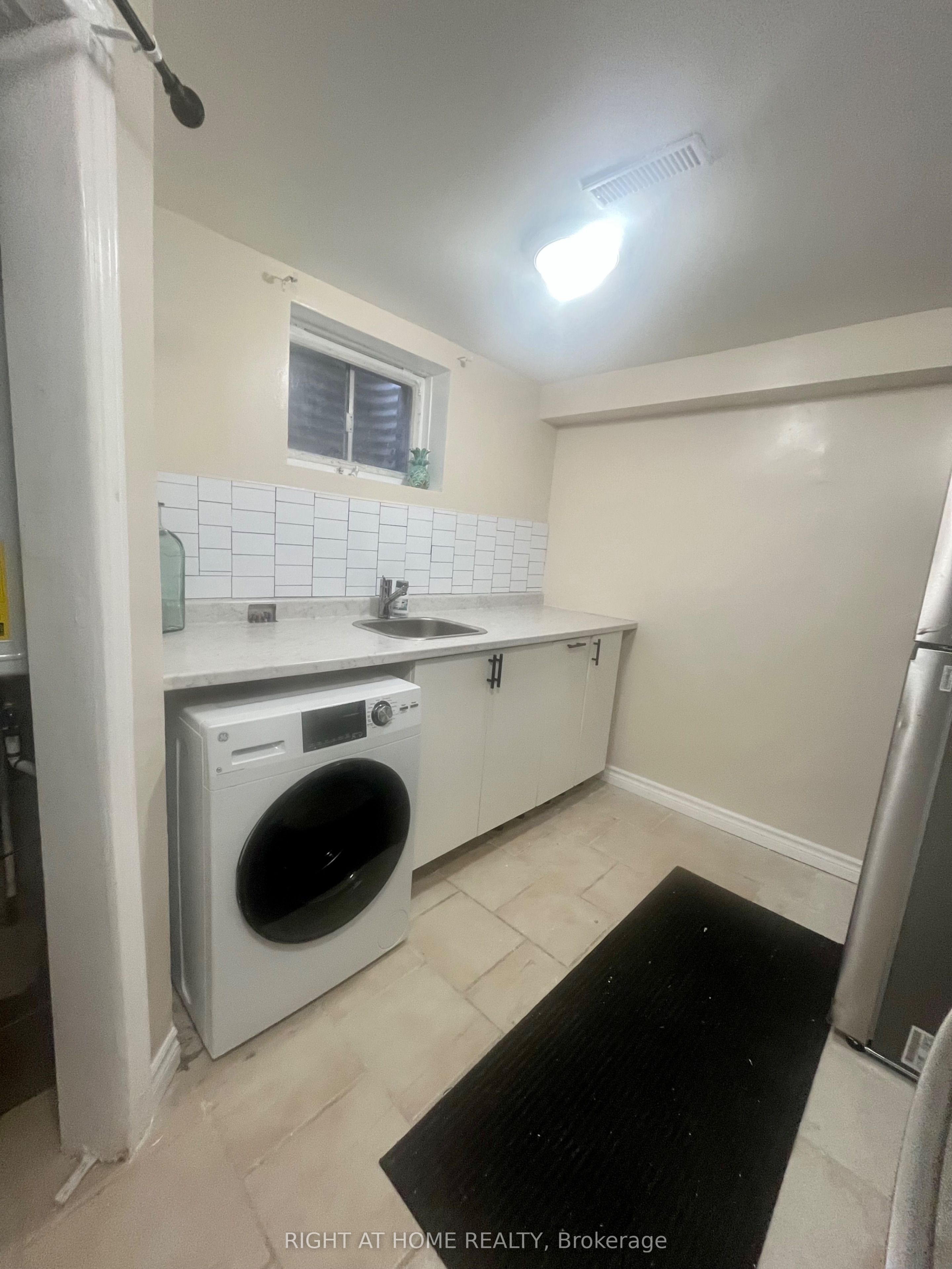 #basement Apt - 167 Merkley Square Property Photo 13