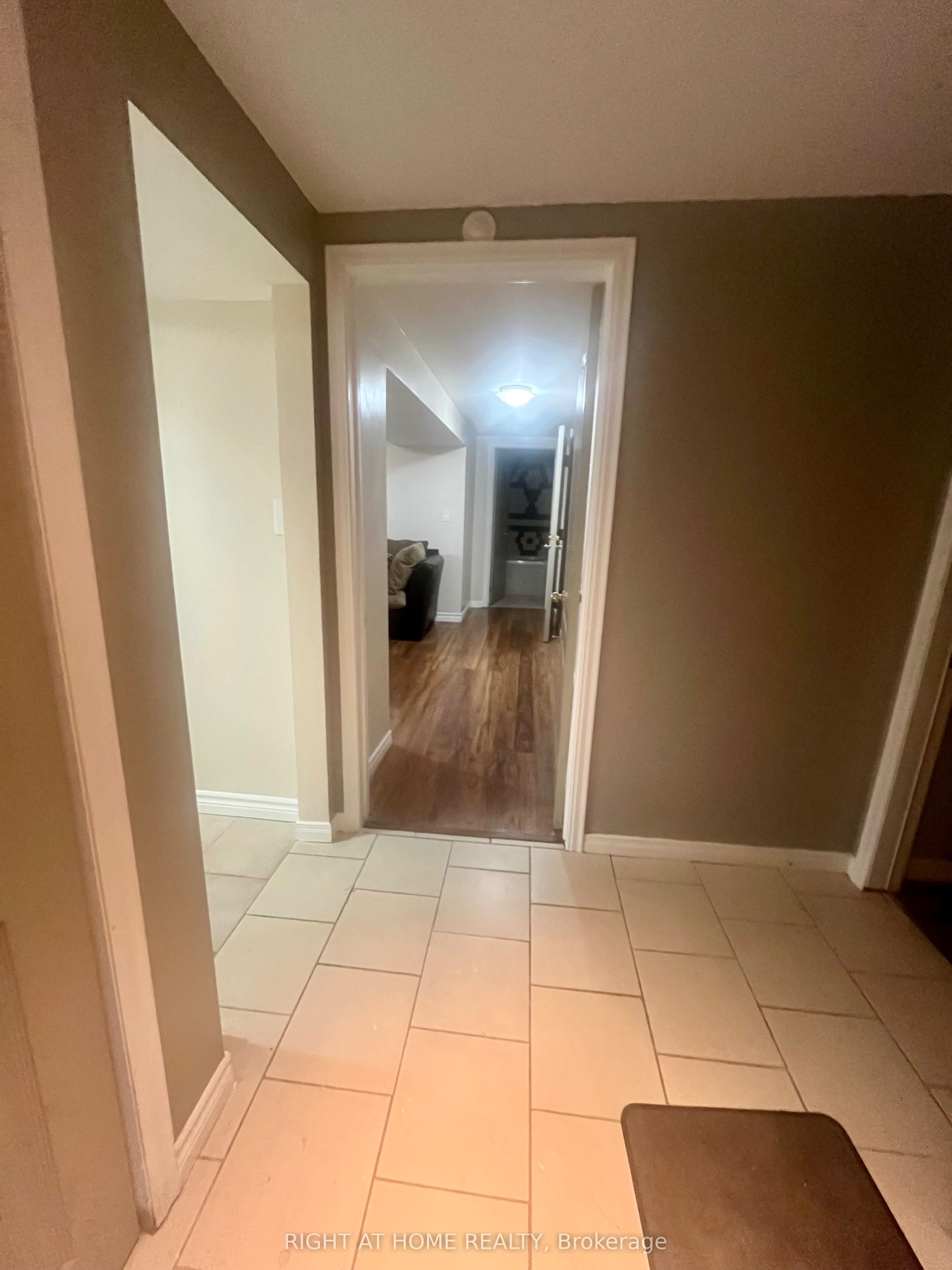 #basement Apt - 167 Merkley Square Property Photo 24