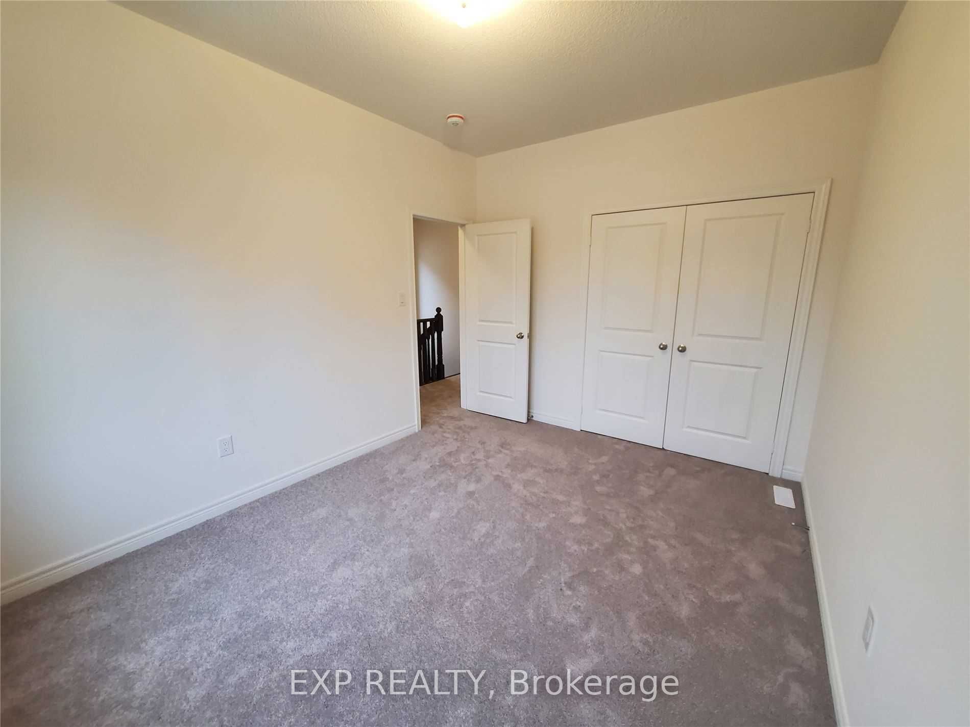 42 Thelma Dr Property Photo 18