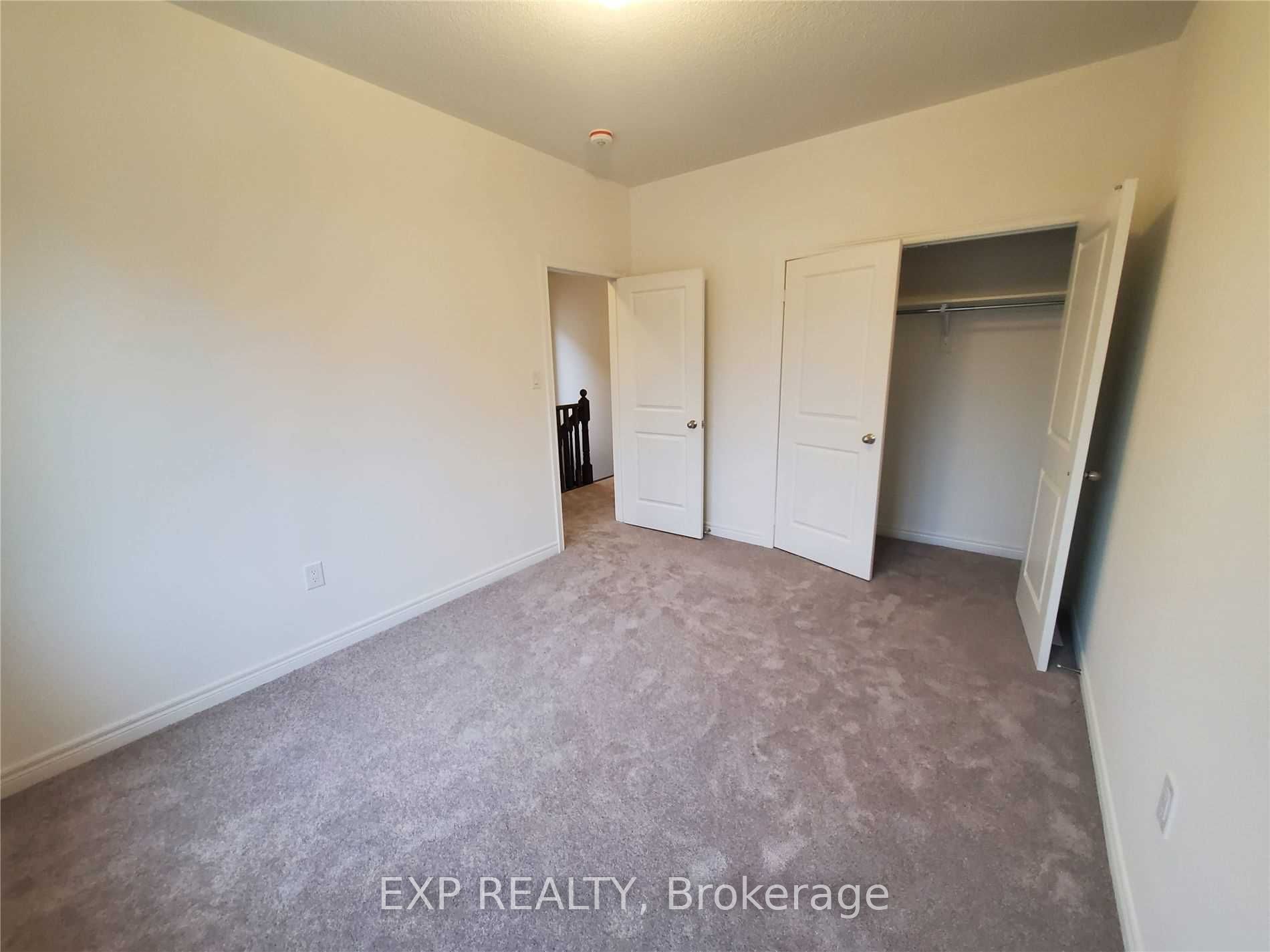 42 Thelma Dr Property Photo 19