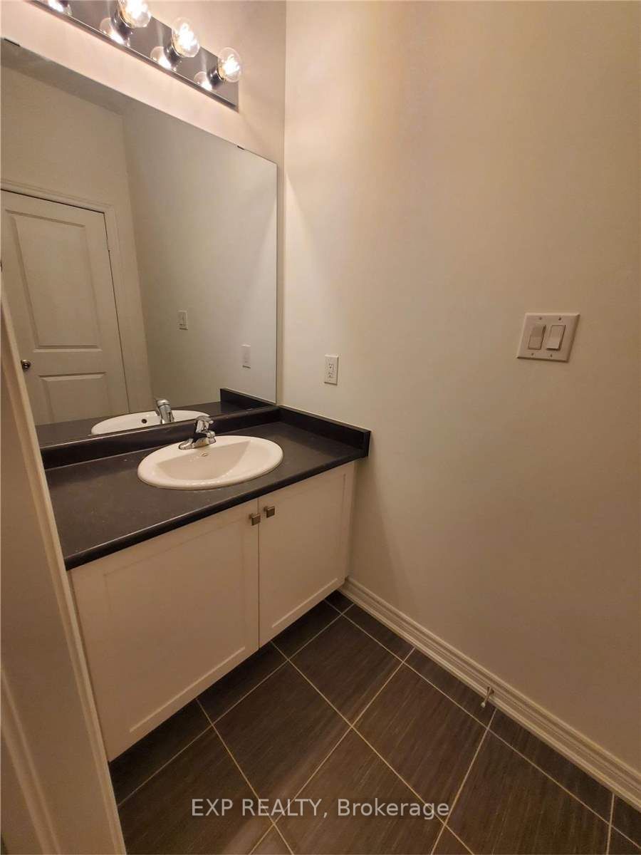 42 Thelma Dr Property Photo 23