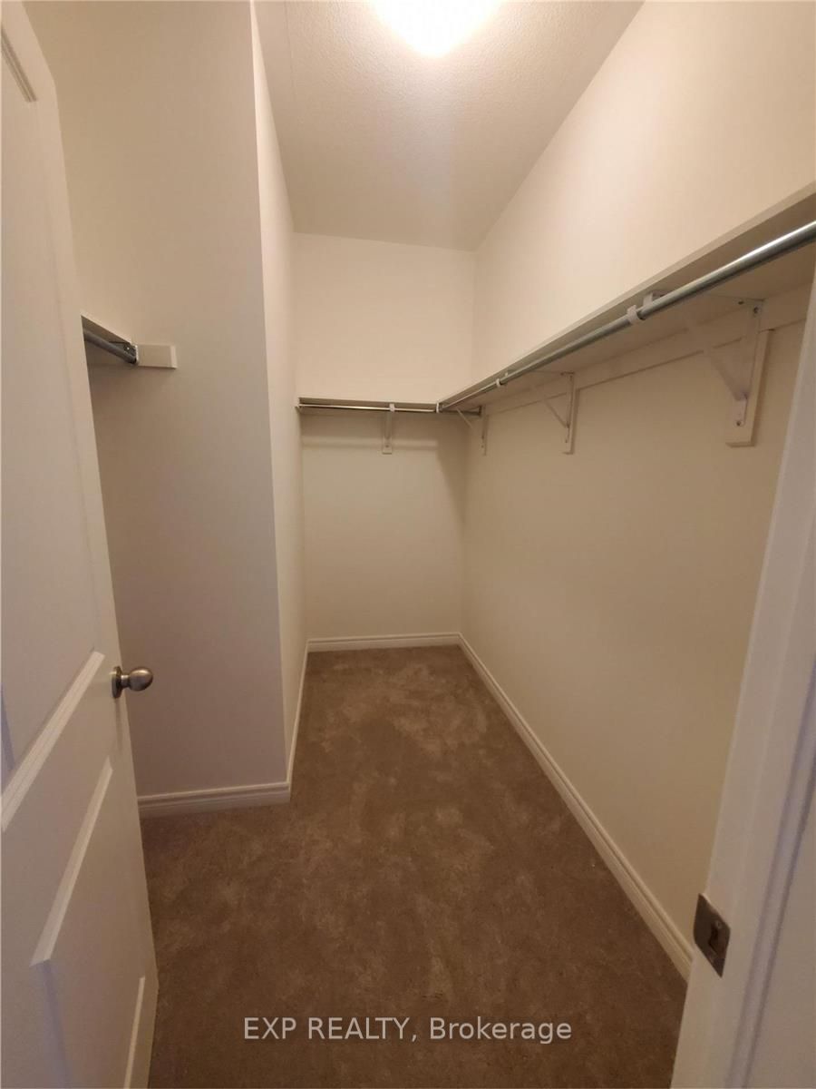 42 Thelma Dr Property Photo 26