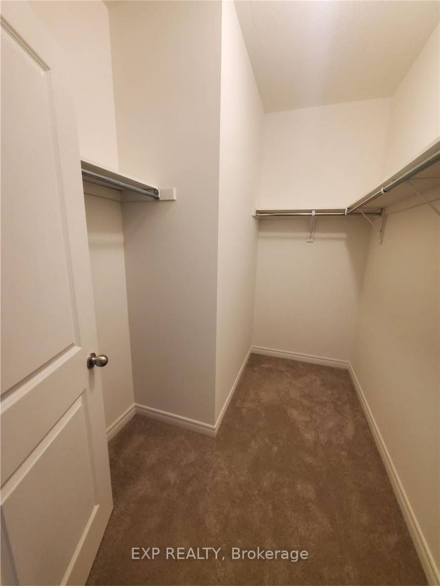 42 Thelma Dr Property Photo 35